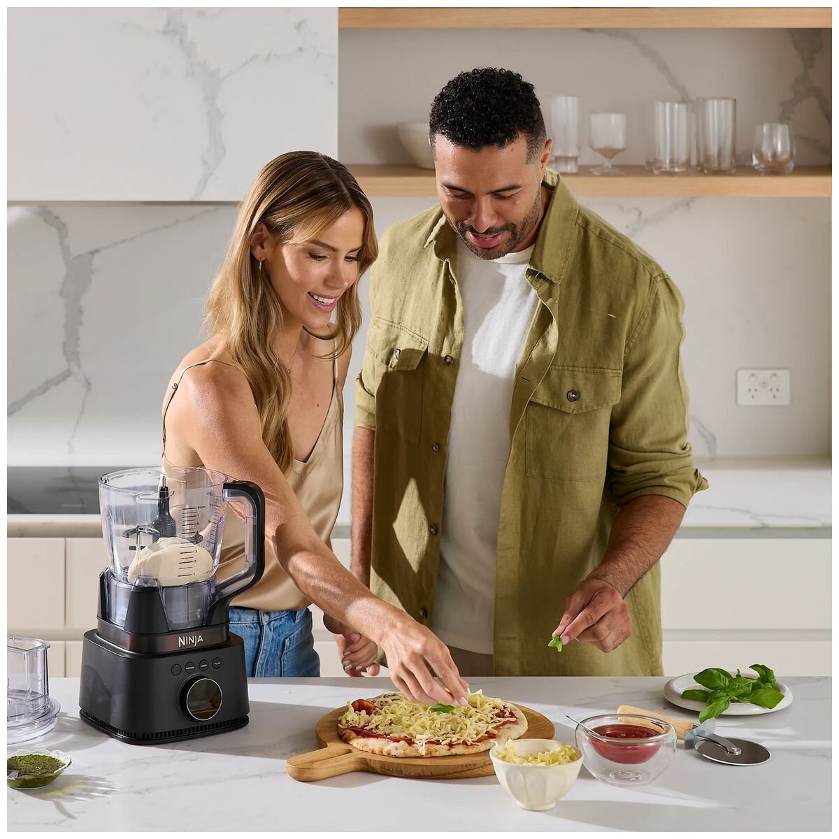 Ninja Stealth IQ Kitchen System Blender and Food Processor - 800W, Auto-iQ Programs, Black - QX401