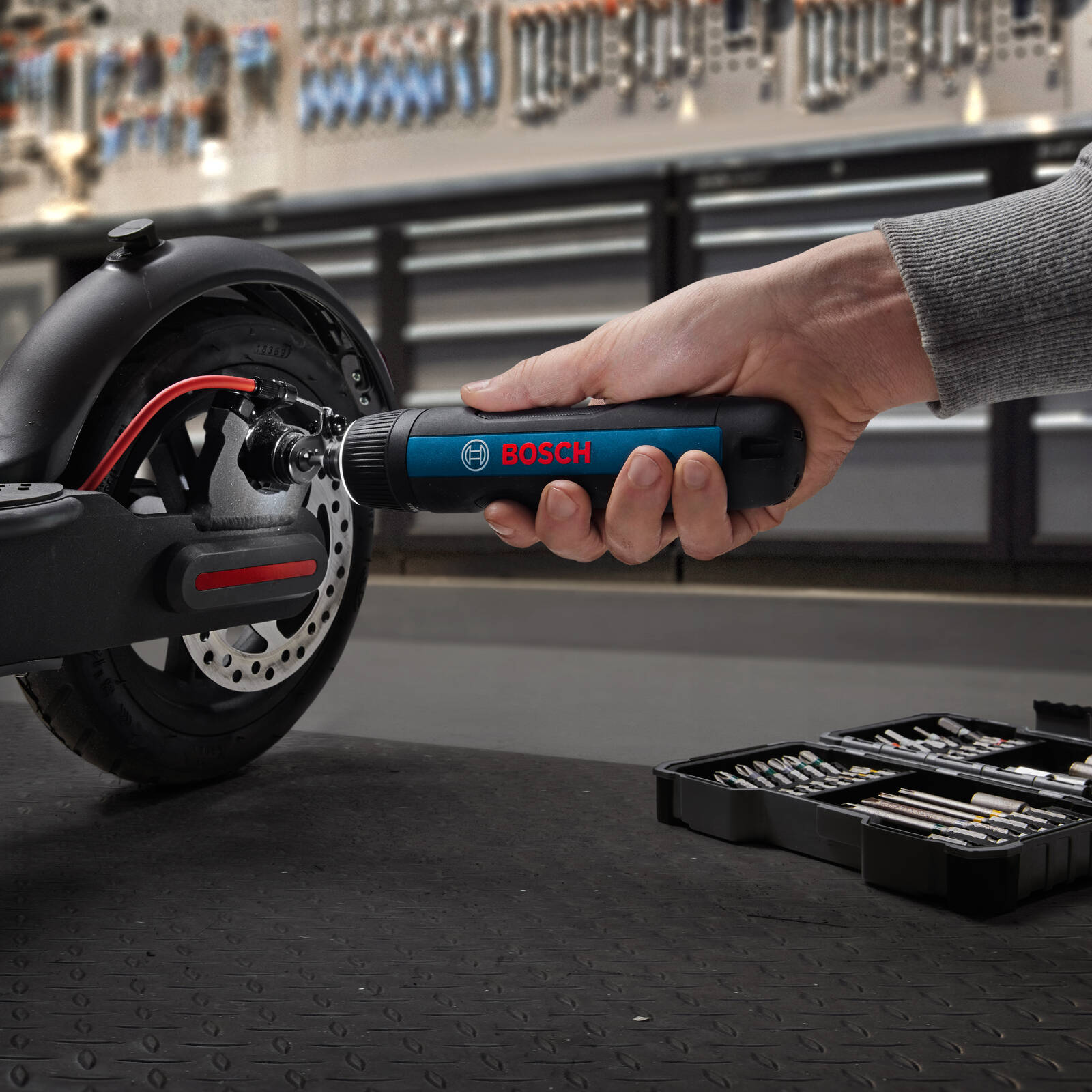 Bosch Professional GO 3.6V Cordless Screwdriver Kit 06019H2240
