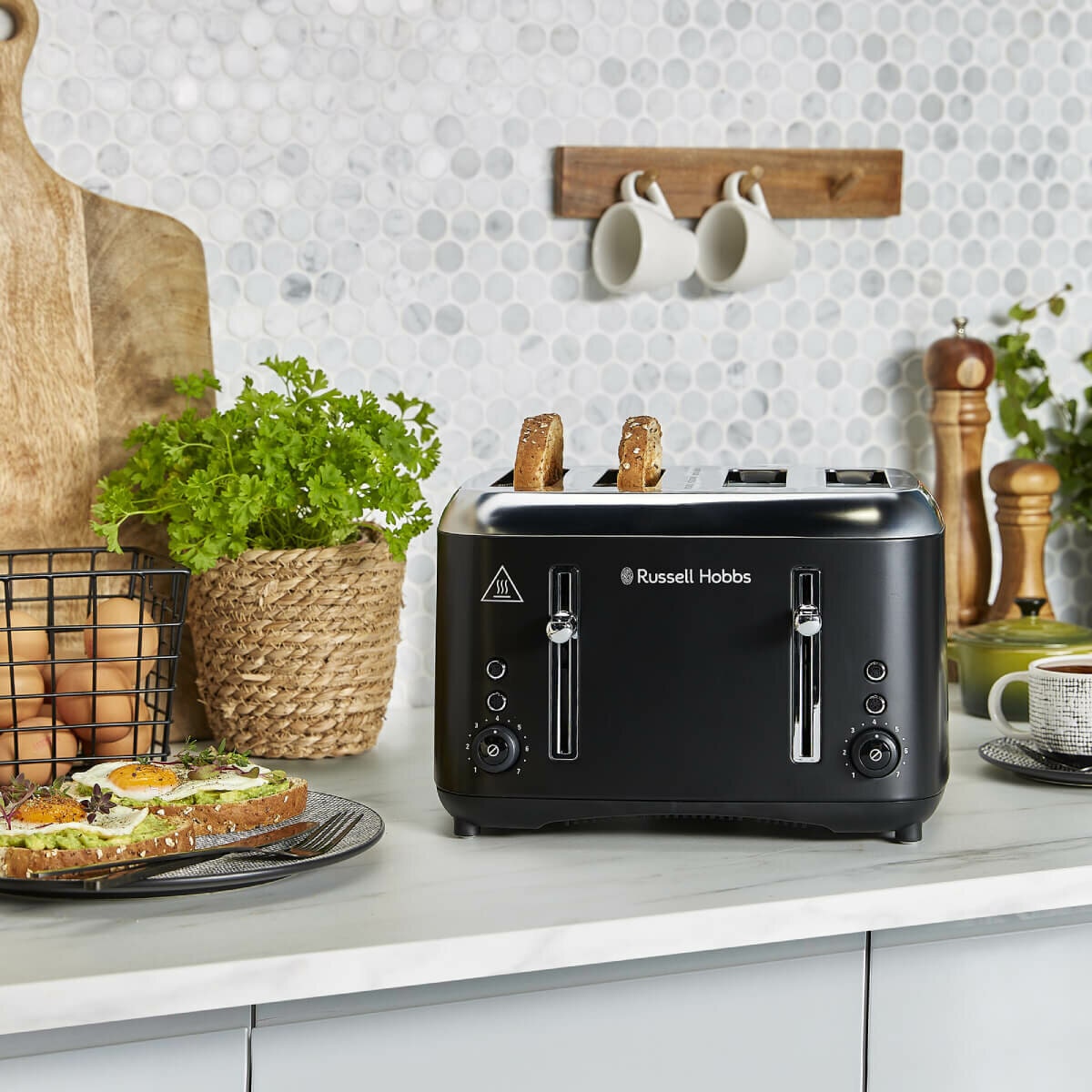Russell Hobbs Addison 4 Slice Toaster - Matte Black, Dual Browning Controls, High Lift - RHT514BLK