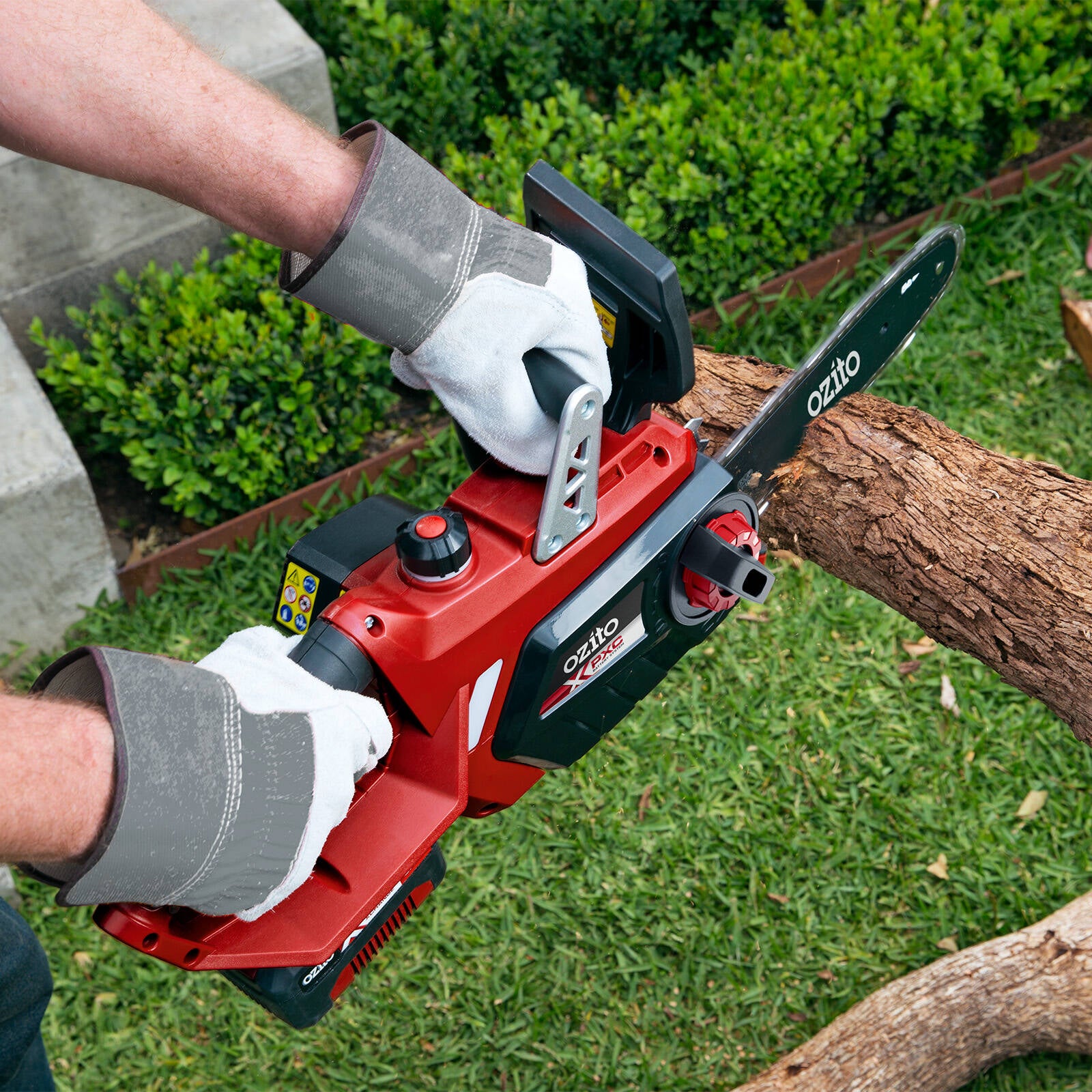 Ozito PXC 18V 250mm 10" Cordless Chainsaw Skin Only PXCSS-1825