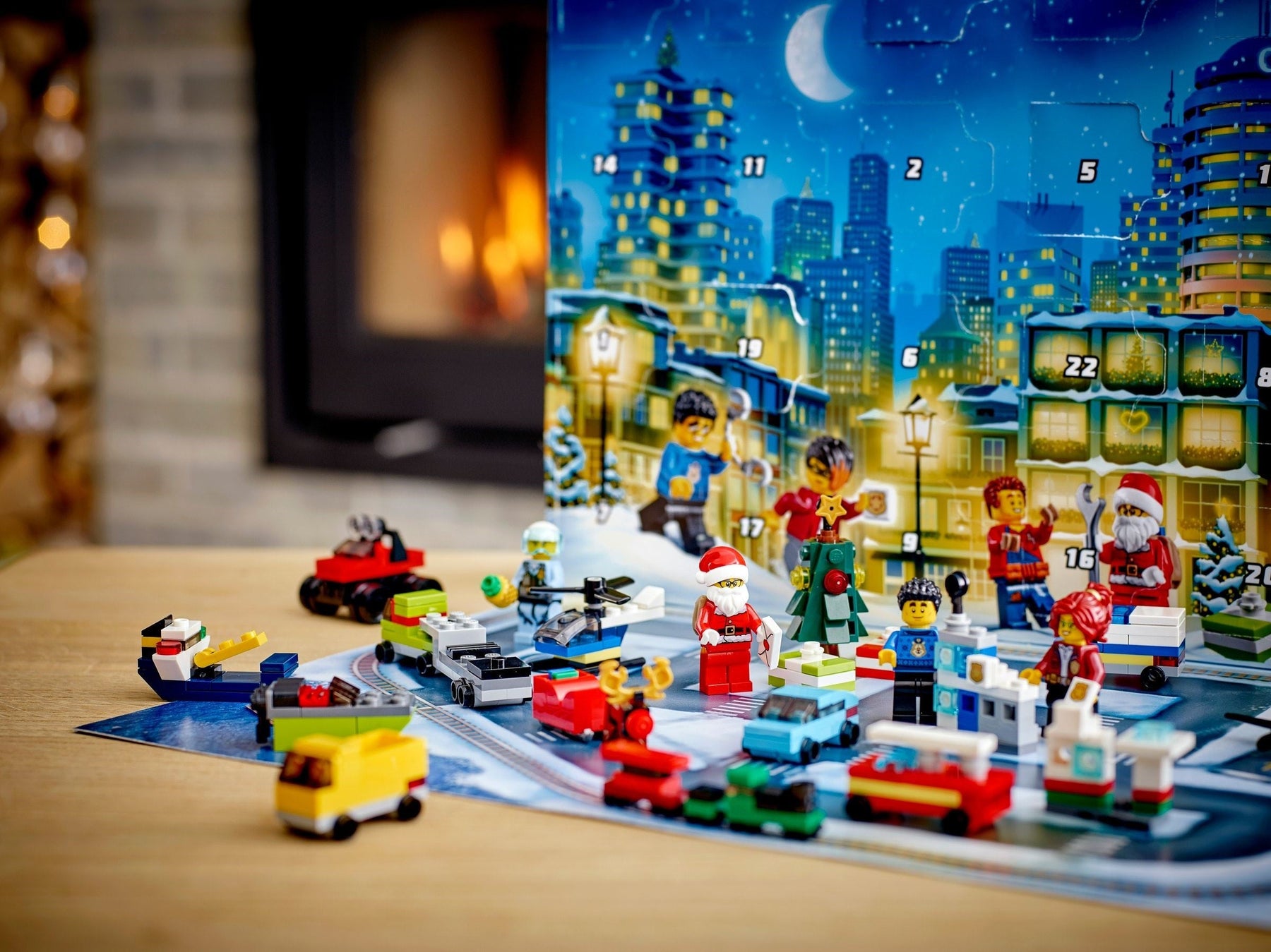 LEGO 60268 City Advent Calendar: Festive Fun with Minifigures - SuperSaverAU - view 7