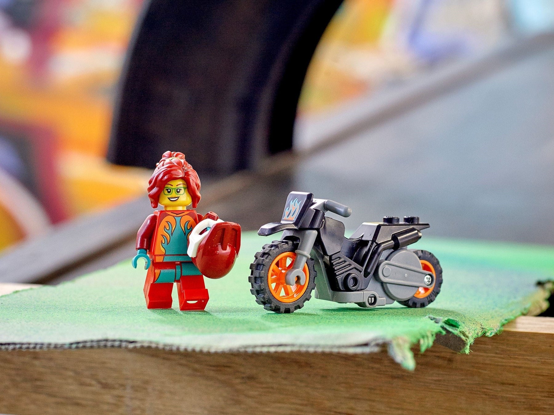 LEGO 60311 Fire Stunt Bike: Freya McCloud & Motorcycle Toy - SuperSaverAU - view 2