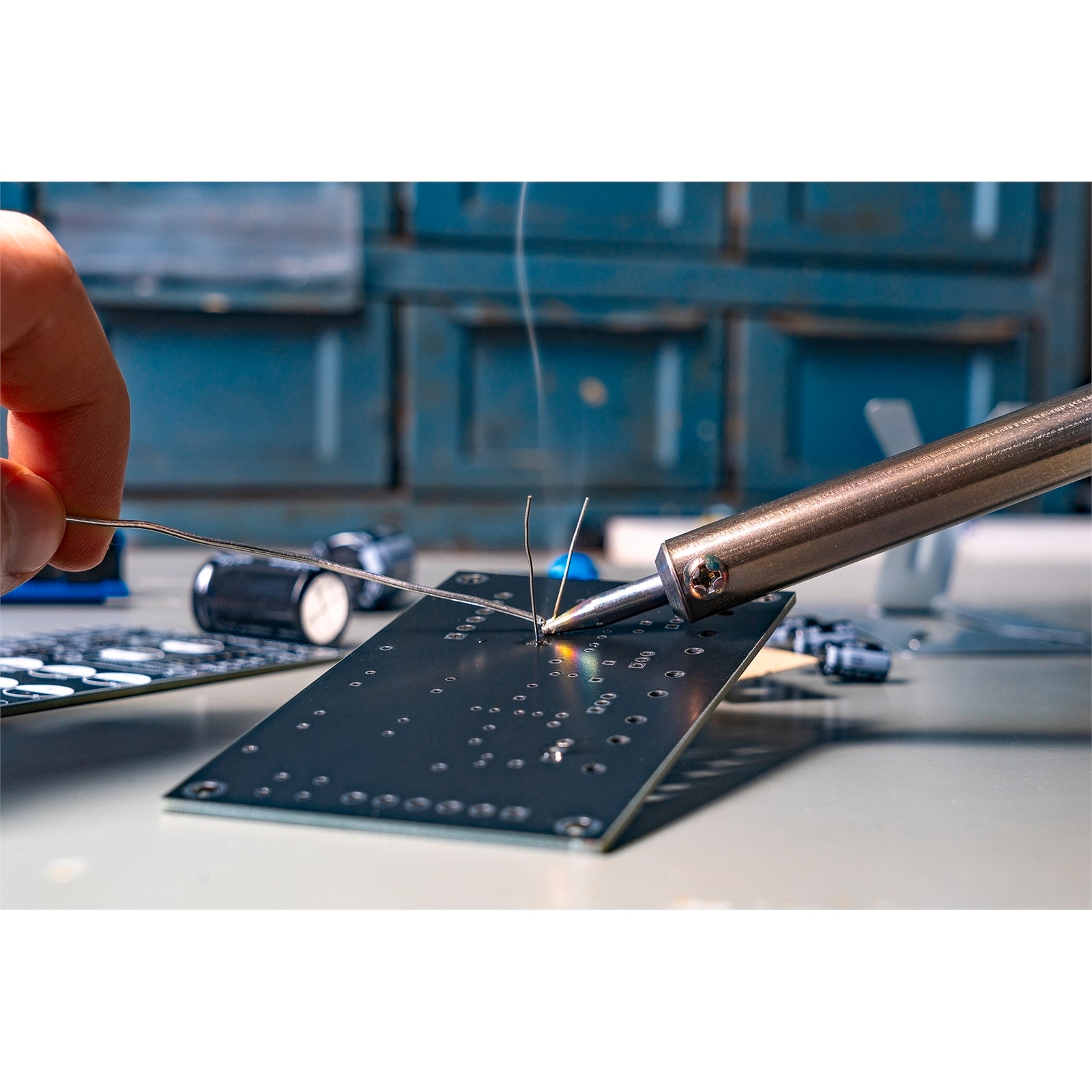 Ozito 40W Soldering Iron 450C Interchangeable Tips