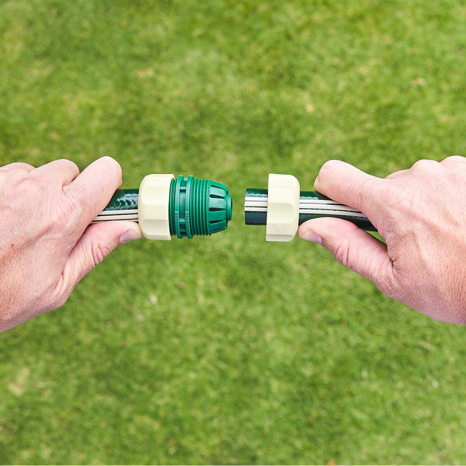 Garden Basics 18mm Plastic Hose Joiner Repairer, Outdoor