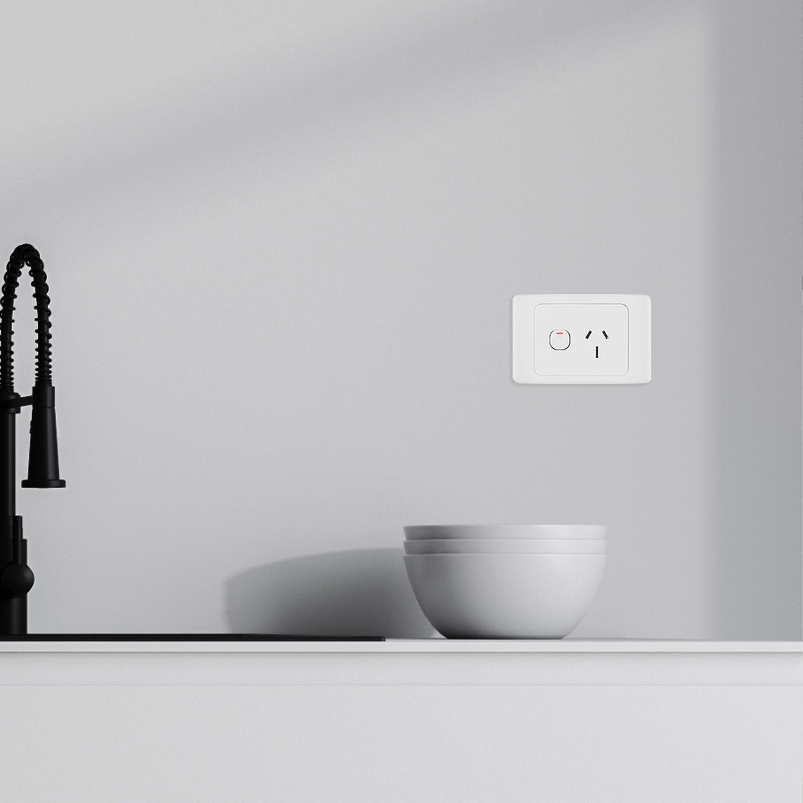 DETA 15A Single Power Point White Polycarbonate 250V Heavy Duty Outlet