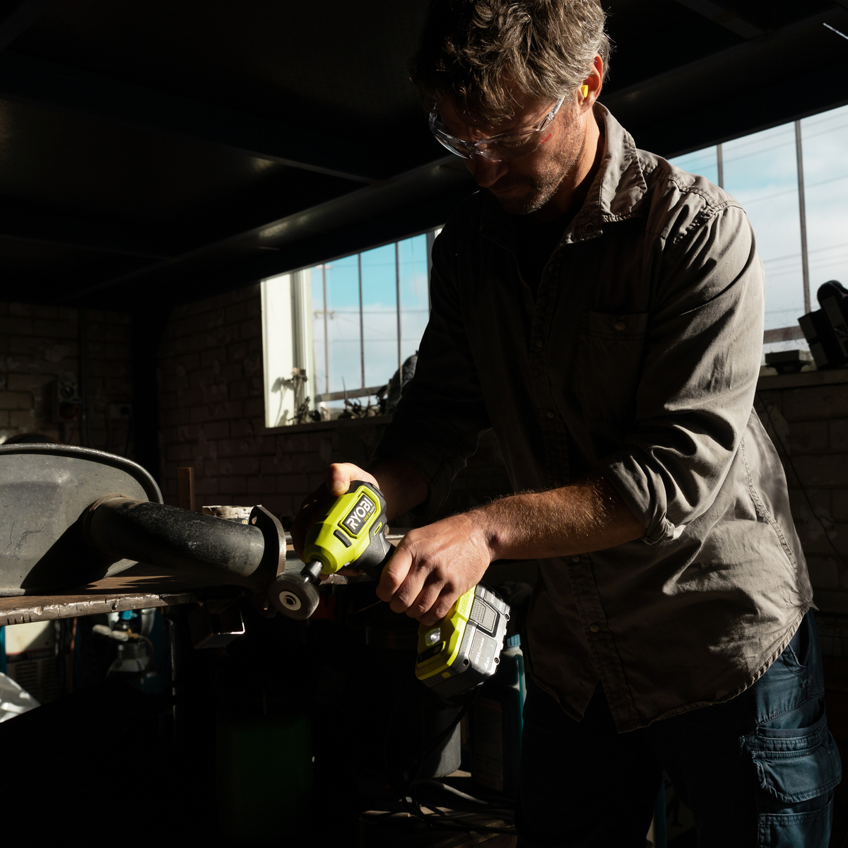 Ryobi Right-Angled Die Grinder - Tool Only - Brushless Motor - 22000 RPM - SuperSaverAU - view 3