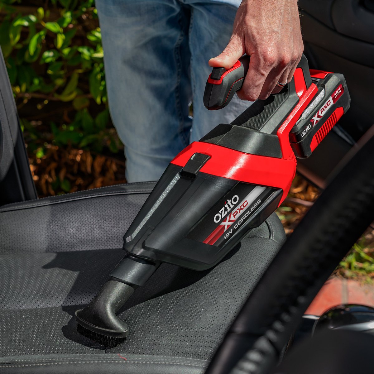 Ozito PXC 18V Cordless 2 Speed Hand Vacuum PXHVS-218, 600ml, Skin Only