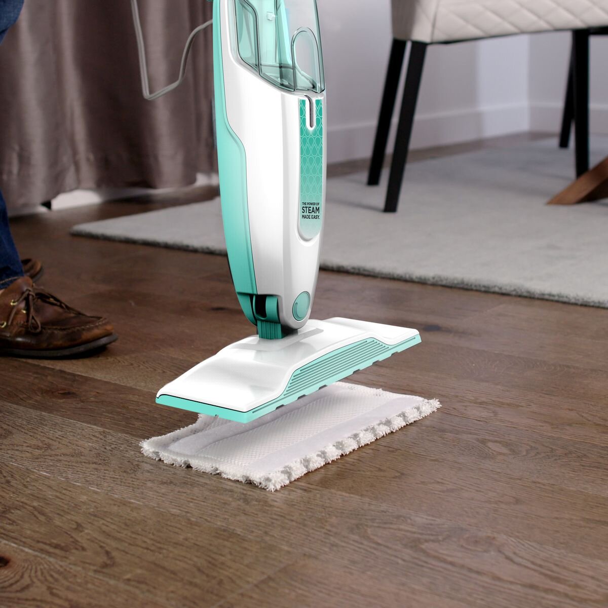 Shark steam mop - chemical-free cleaning, washable Dirt Grip pads, 1050W, lightweight - S1000