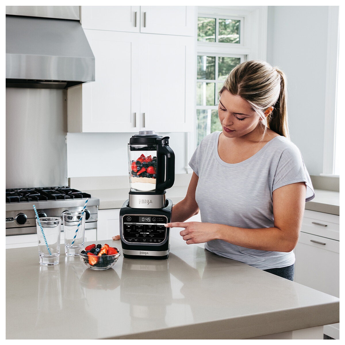 Ninja Foodi Cold and Hot Blender 1.9L Glass Pitcher - 1000W Motor, 800W Heating Element - HB150