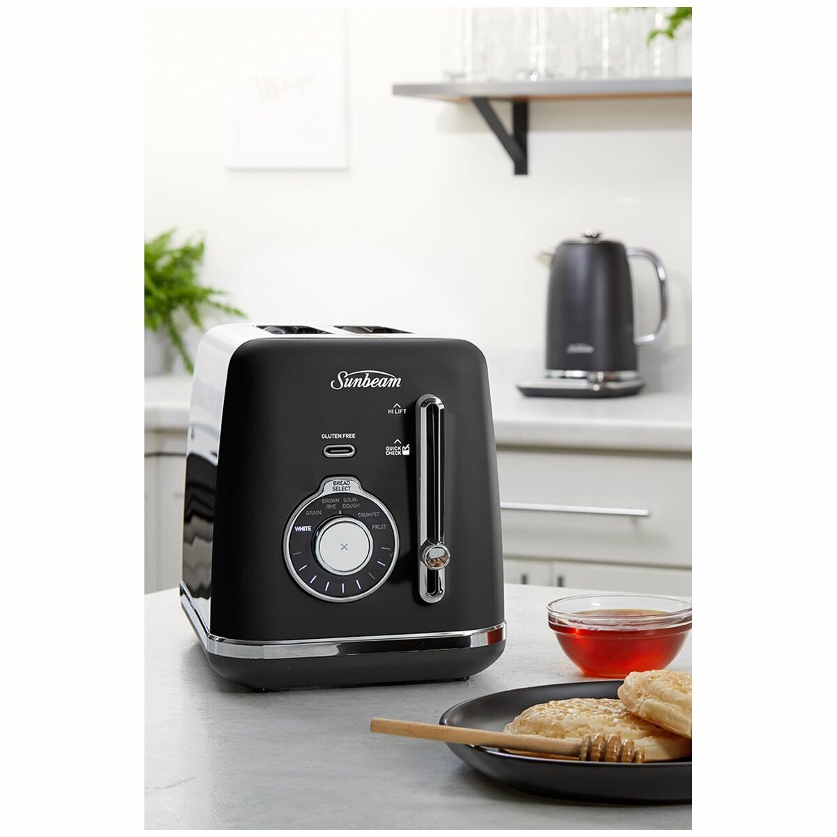 Sunbeam Alinea Select 2 Slice Toaster - Black, 9 Browning Settings, 6 Bread Types, QuickCheck - TA2820K