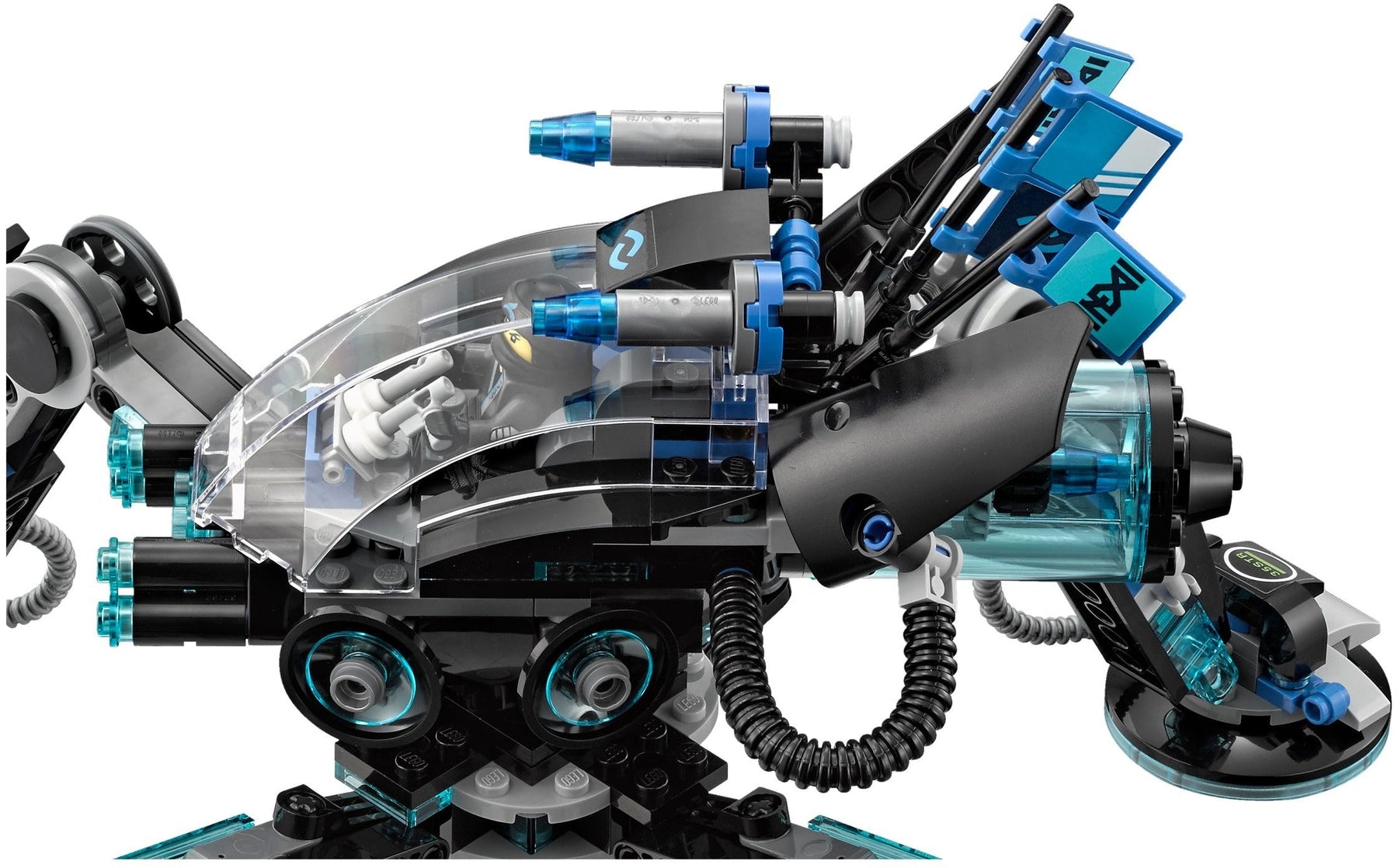 LEGO 70611 Water Strider: Ninja Mech vs. Shark Army - SuperSaverAU - view 5