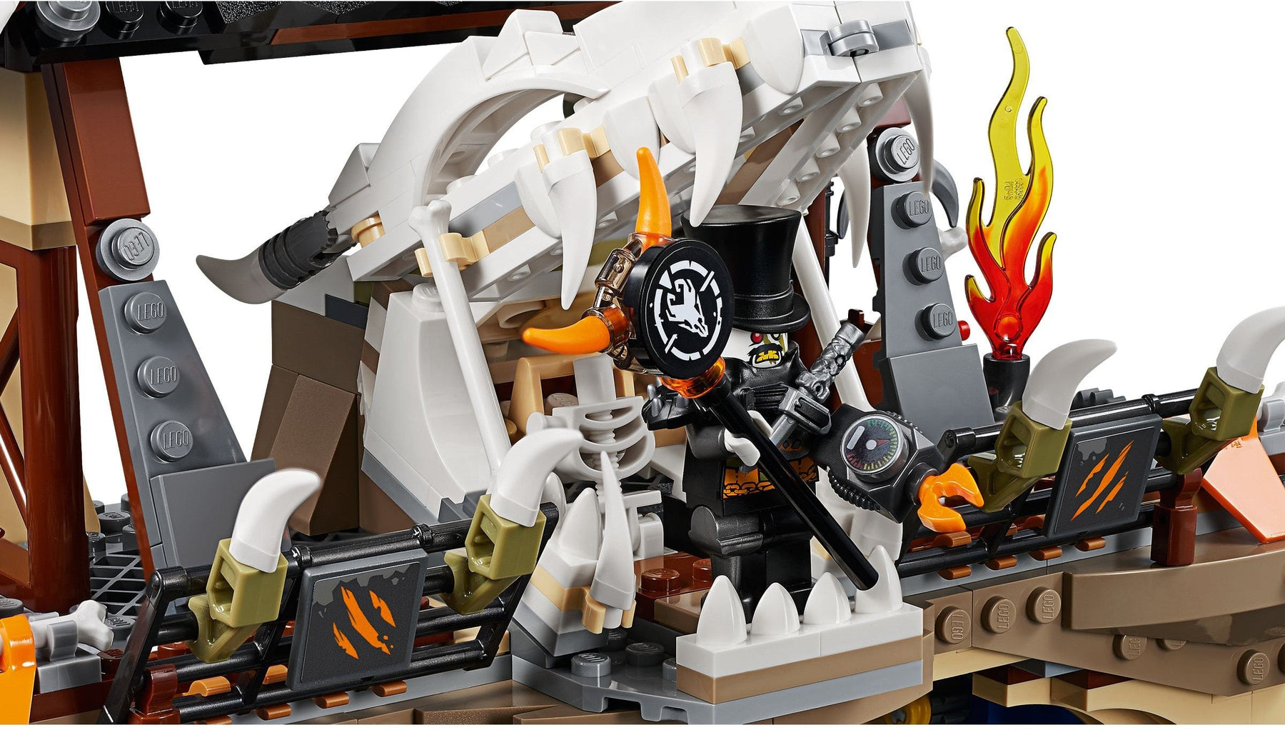 LEGO 70655 Dragon Pit: Ninja Battle for Dragon Armor - SuperSaverAU - view 5