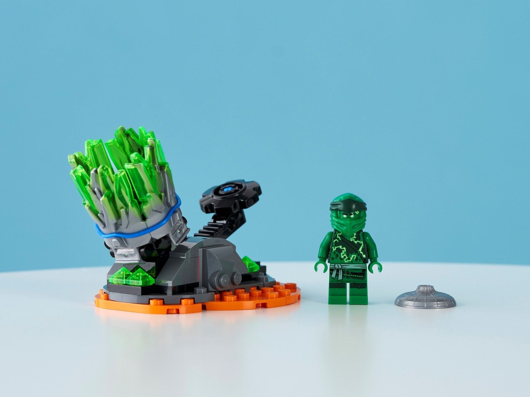 LEGO 70687 Spinjitzu Burst Lloyd - NINJAGO Spinner Toy - SuperSaverAU - view 2