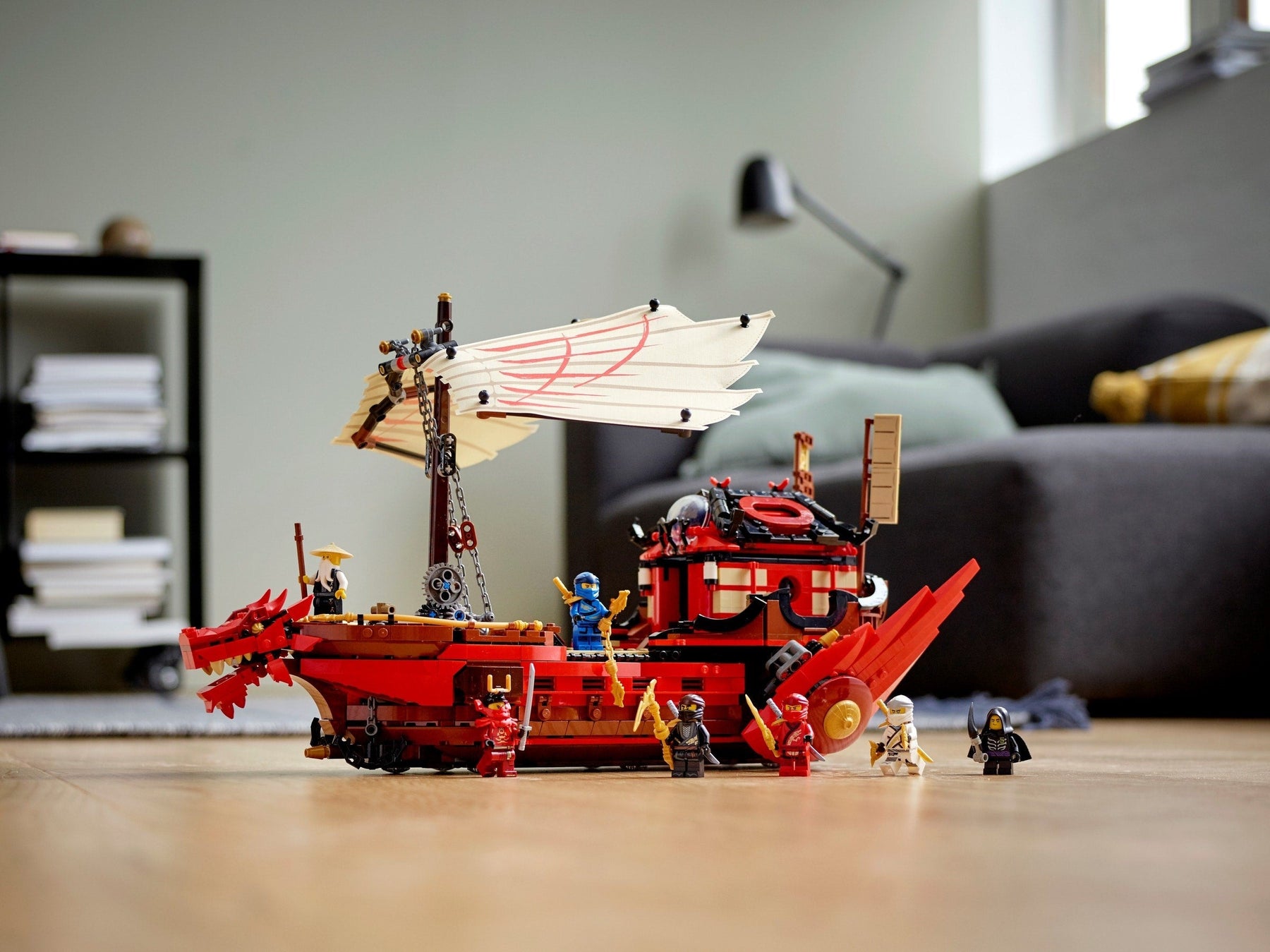 LEGO 71705 Destiny's Bounty: NINJAGO Ship & Ninja Minifigures - SuperSaverAU - view 5