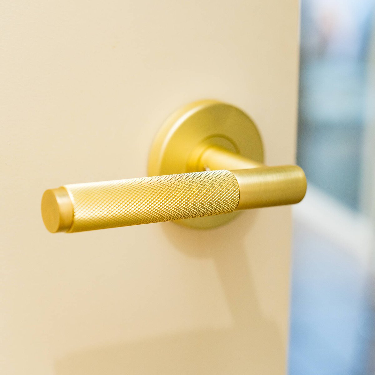 Ikonic Knurled Passage Lever Set Brushed Brass, Zinc Construction, for Hallway & Living Area Doors