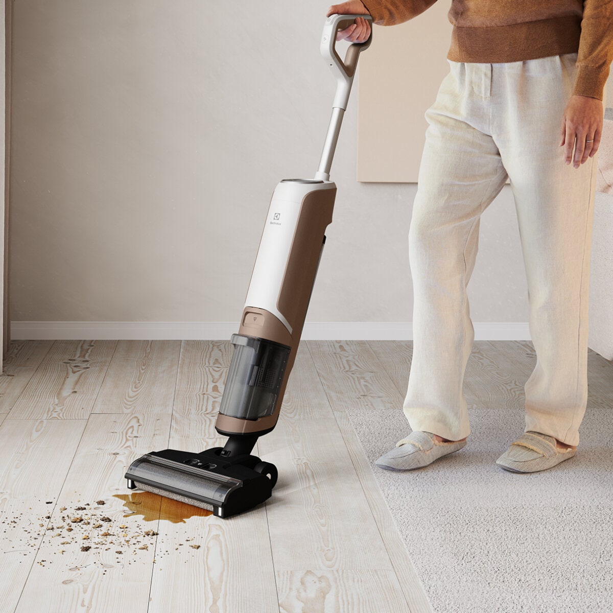 Electrolux UltimateHome 700 wet and dry vacuum - self-cleaning nozzle - antibacterial tank - EFW71311
