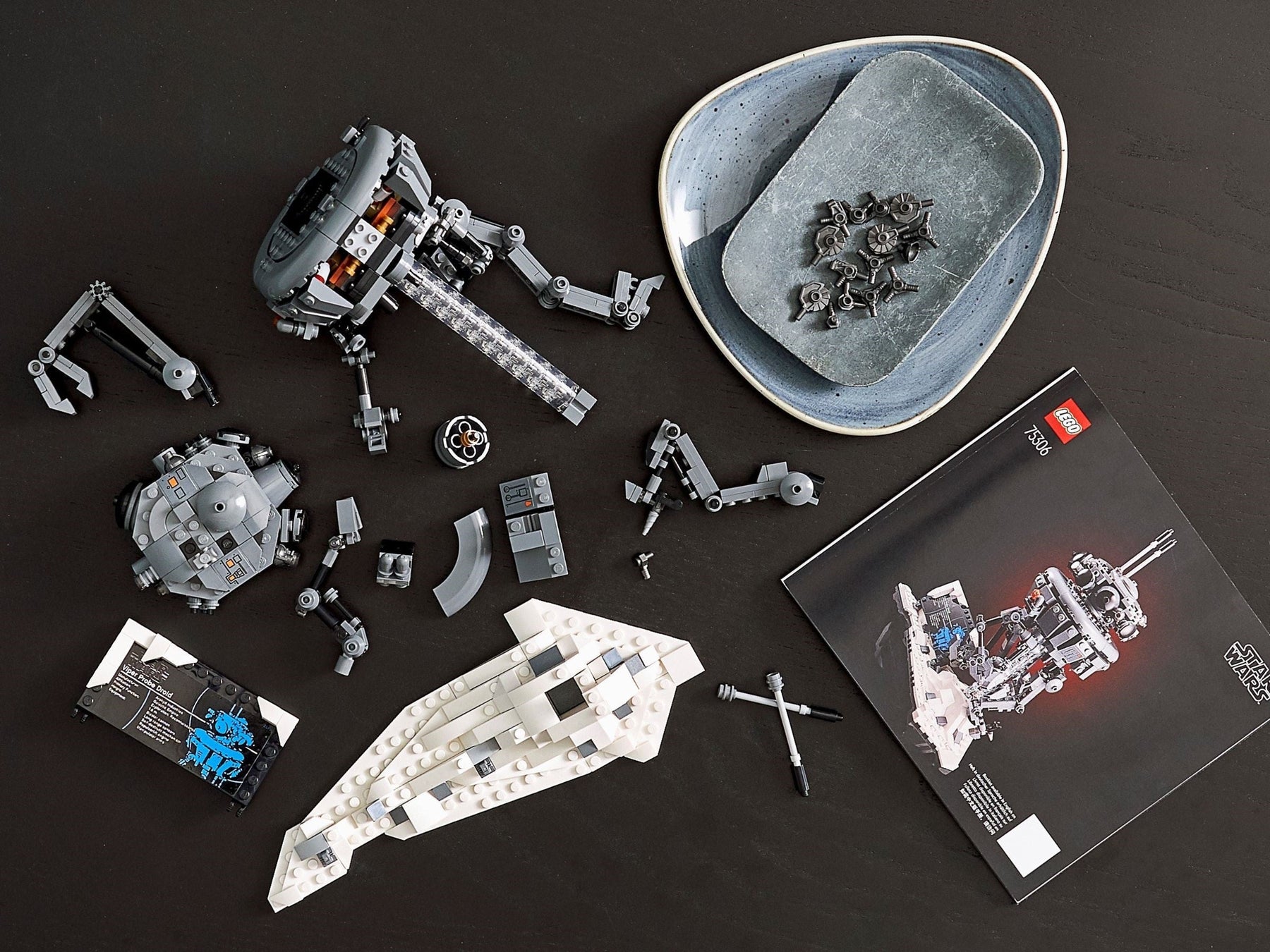LEGO 75306 Imperial Probe Droid - Star Wars Hoth Display Model - SuperSaverAU - view 2
