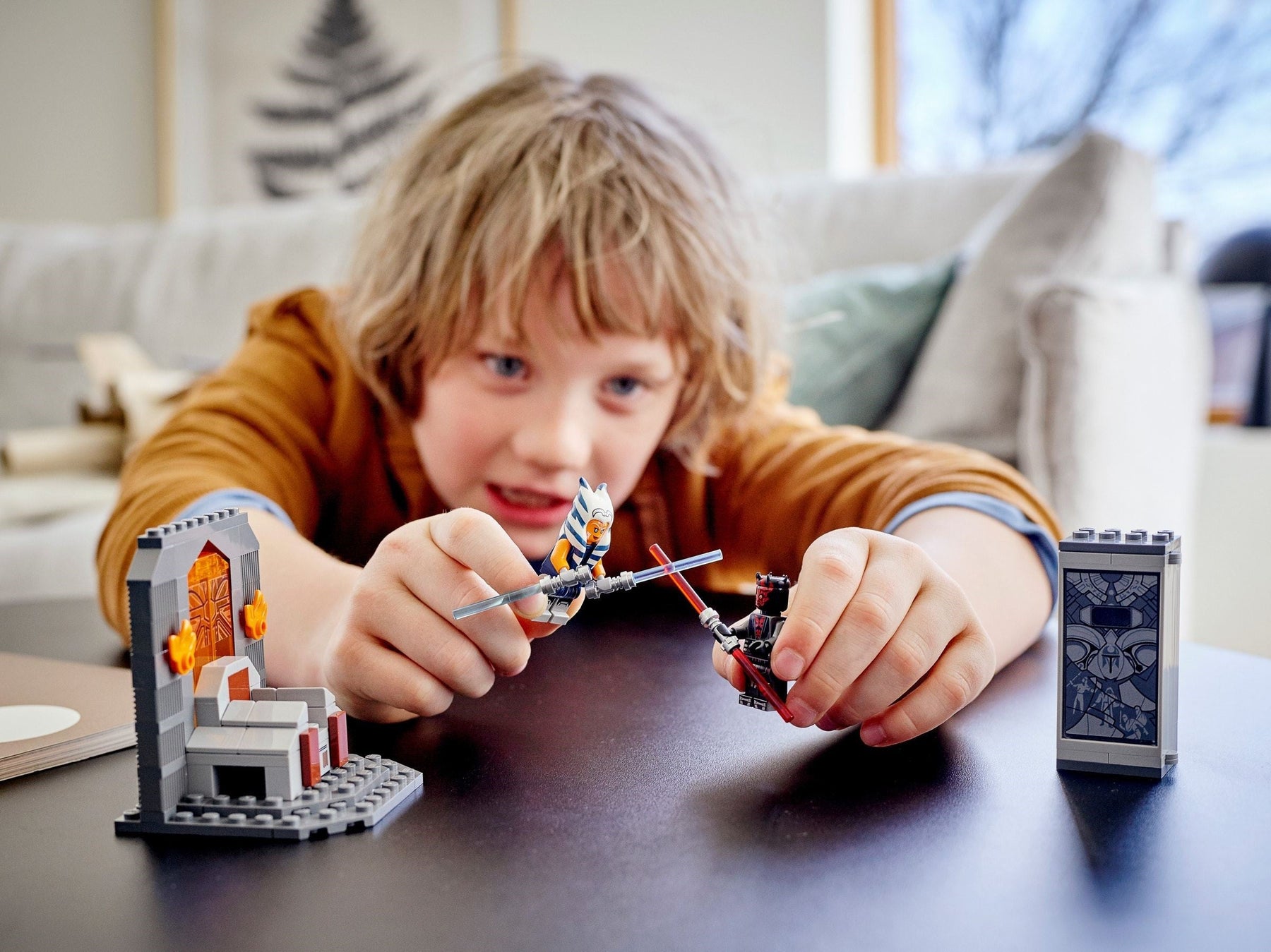 LEGO 75310 Duel on Mandalore: Ahsoka vs. Maul - SuperSaverAU - view 3