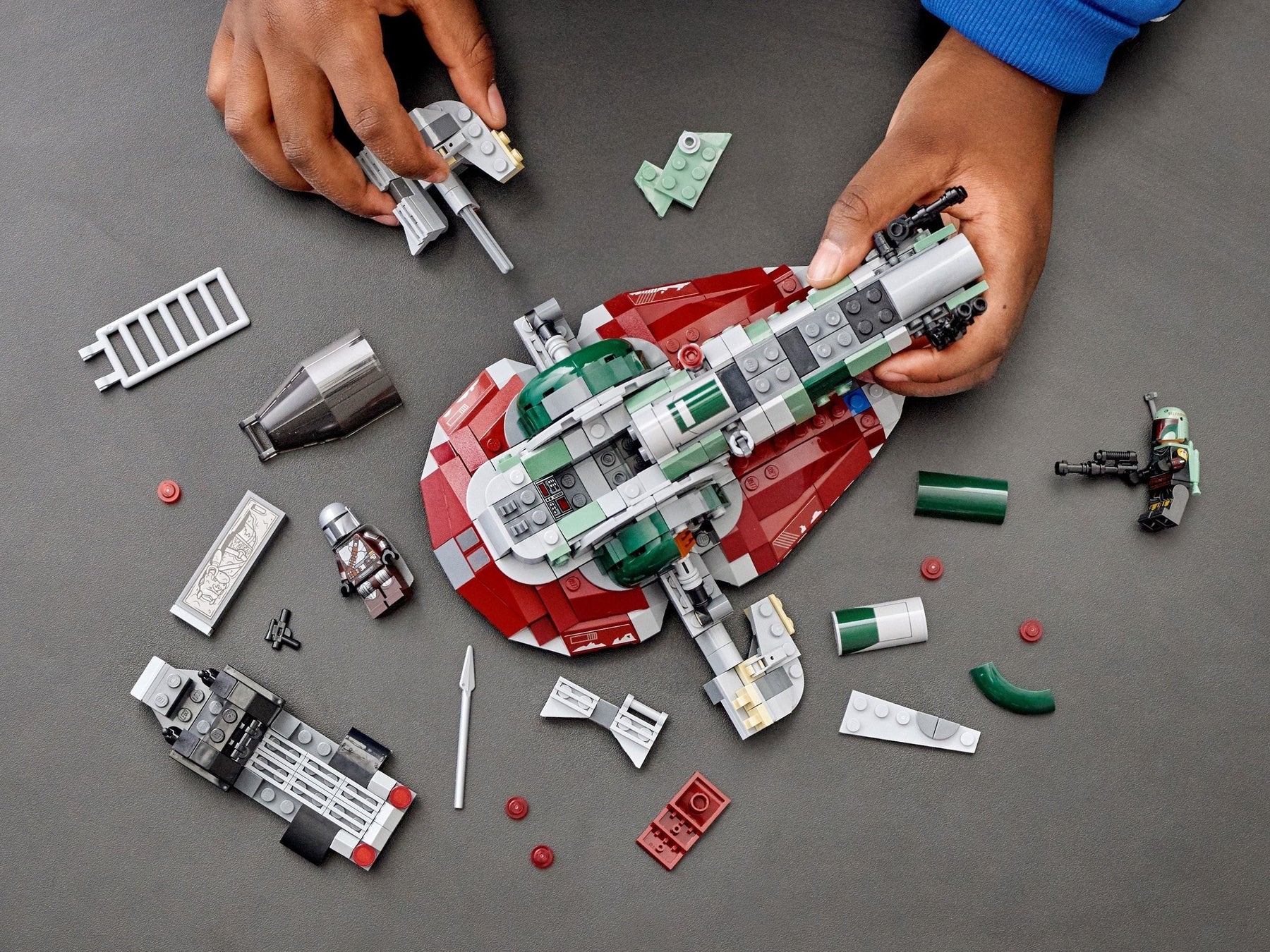 LEGO 75312 Boba Fett's Starship – Mandalorian Toy - SuperSaverAU - view 3