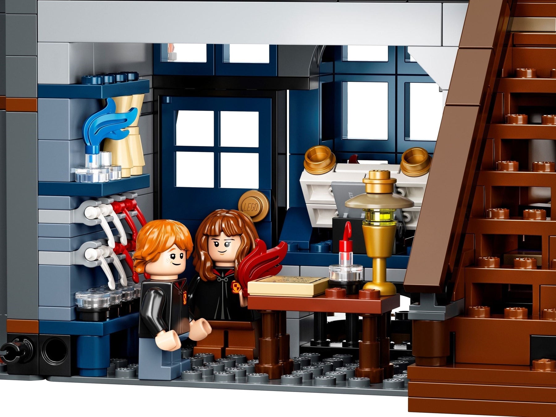 LEGO 75978 Harry Potter Diagon Alley Set - SuperSaverAU - view 3
