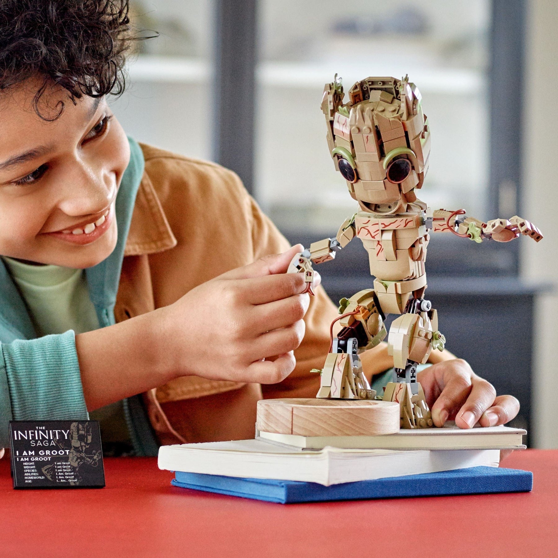 LEGO 76217 I am Groot: Posable Baby Groot Kit - SuperSaverAU - view 5