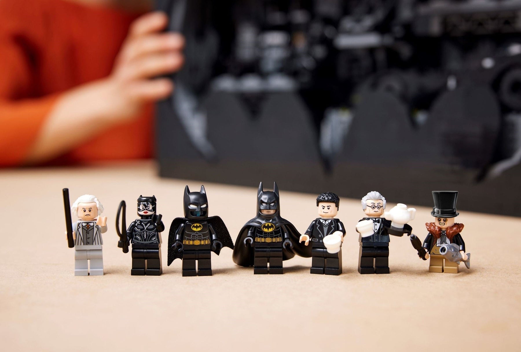 LEGO 76252 Batcave Shadow Box – Ultimate Batman Collectible - SuperSaverAU - view 7