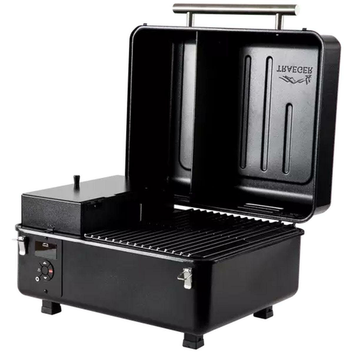 Traeger Portable Wood Pellet Grill - Digital Arc Controller, Cast Iron Griddle, Keep Warm Mode - TFT18KLDA