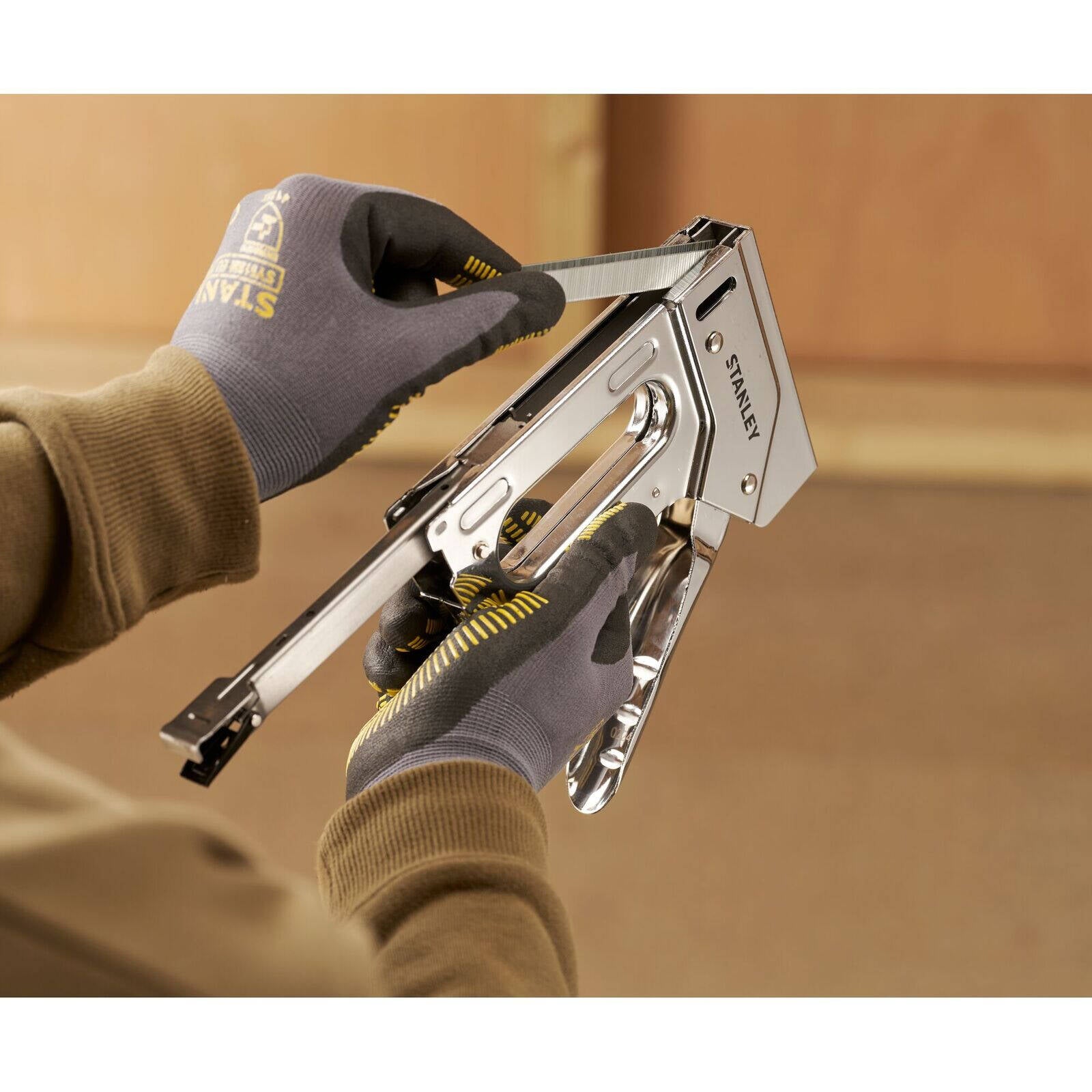 Stanley Heavy Duty Steel Staple Gun TR110