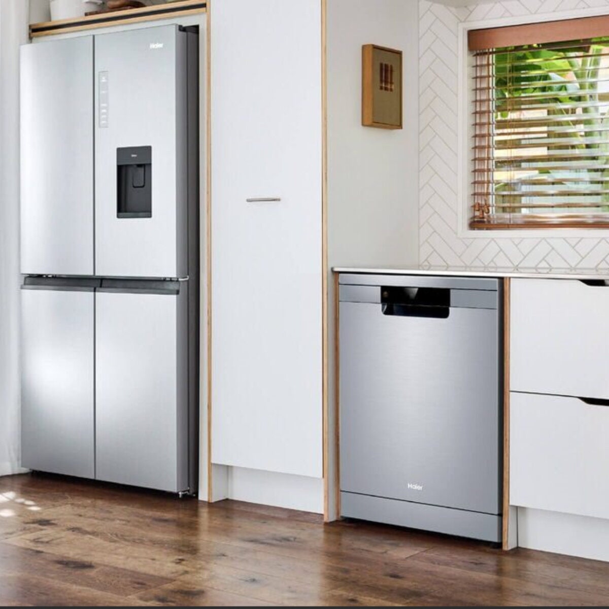 Haier 60cm Freestanding Dishwasher with Sanitise - 15 Place Settings - Satina - ThermoDry - HDW15F1S1