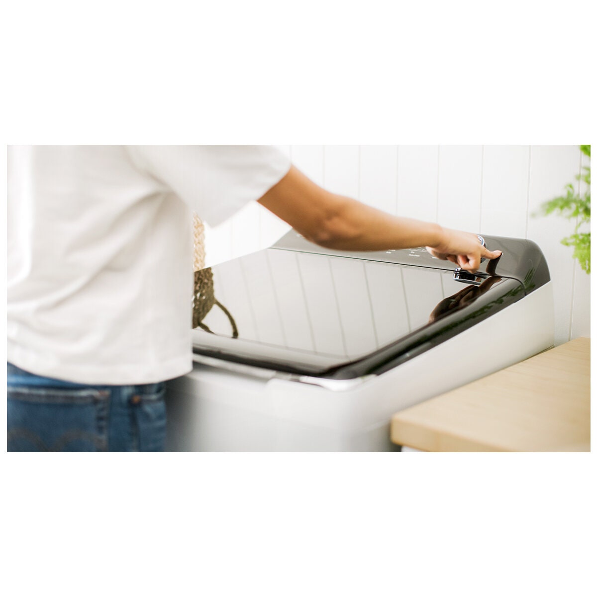 Haier 10kg Top Load Washing Machine - UV Sanitise, Direct Drive Motor, 4.5 Star Energy - HWT10AD1