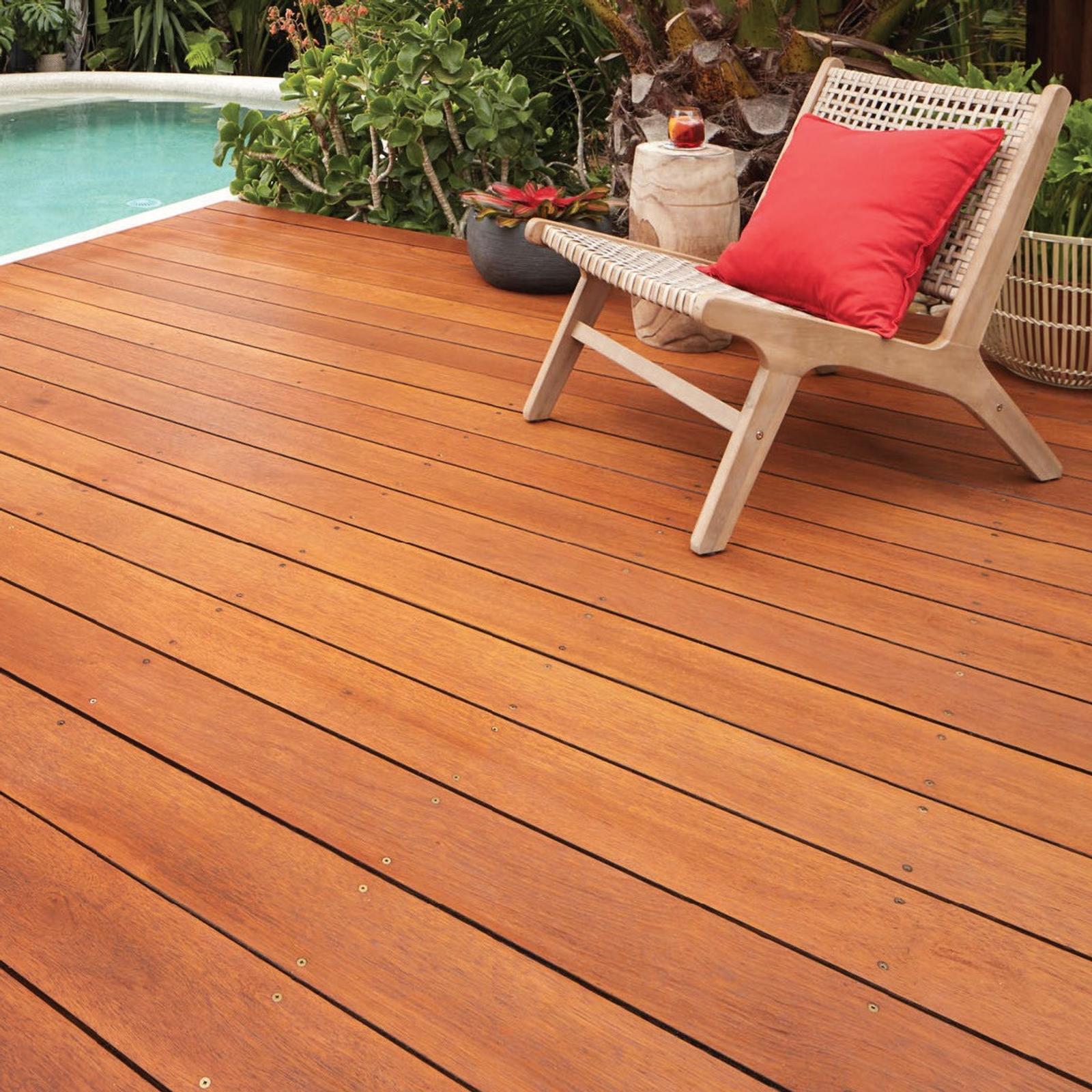 Feast Watson Wet Look Decking Oil 4L - Water Based, UV Resistant, Waterproof Clear Decking Oil