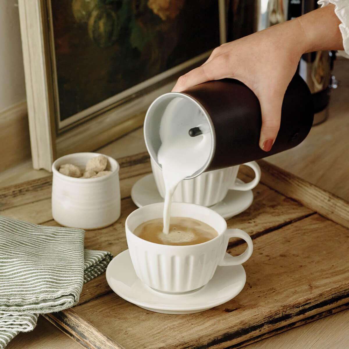 Dualit Hot Chocolate Maker and Milk Frother 250ml - Black, Cordless Jug, One-Touch Operation - DU84151