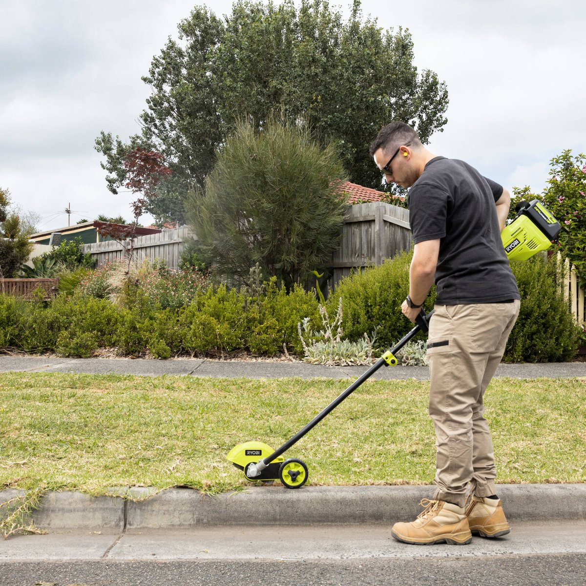 Ryobi Expand-It Edger Attachment - 57mm Max Cut Depth Cordless Lawn Edger Head