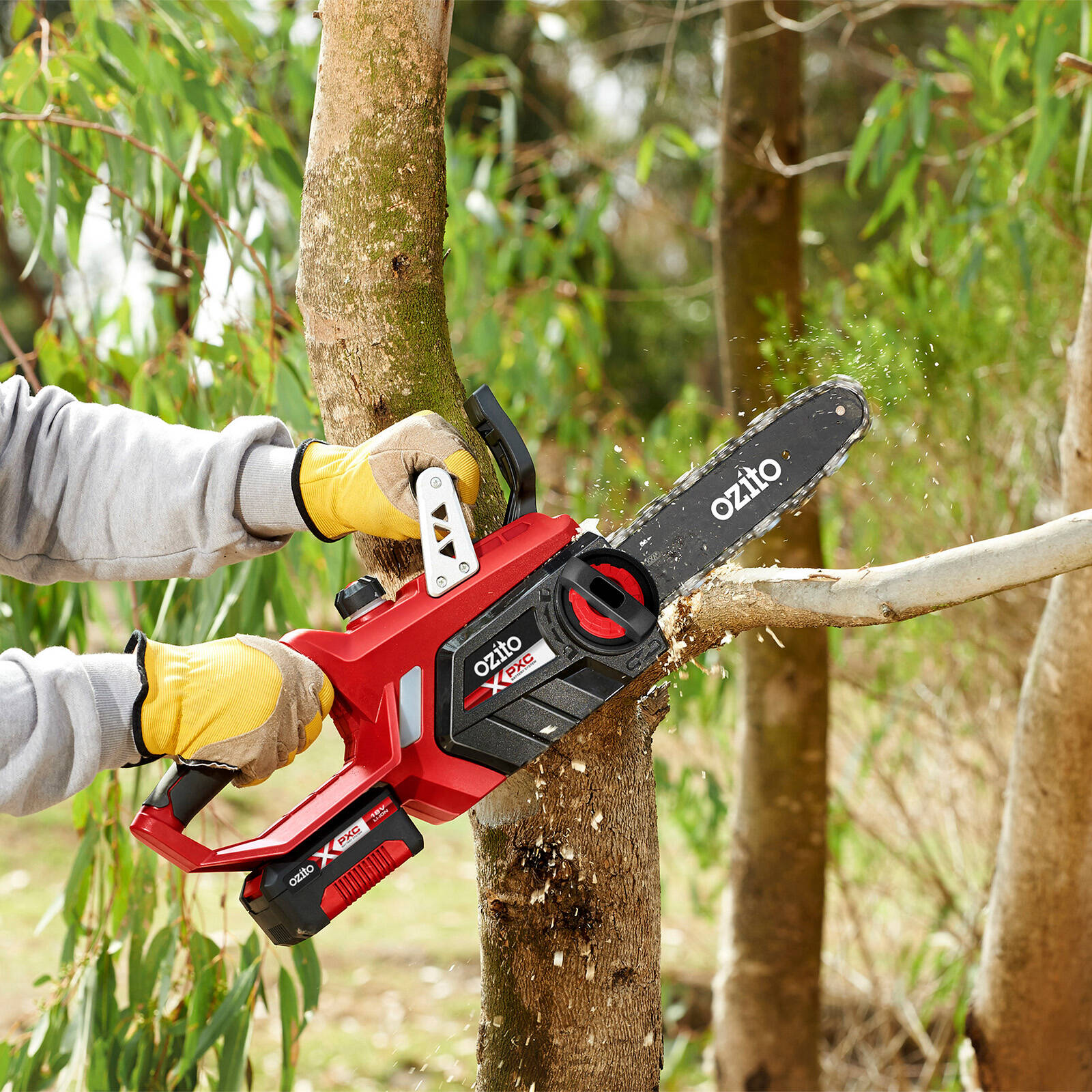 Ozito PXC 18V 250mm 10" Cordless Chainsaw Skin Only PXCSS-1825