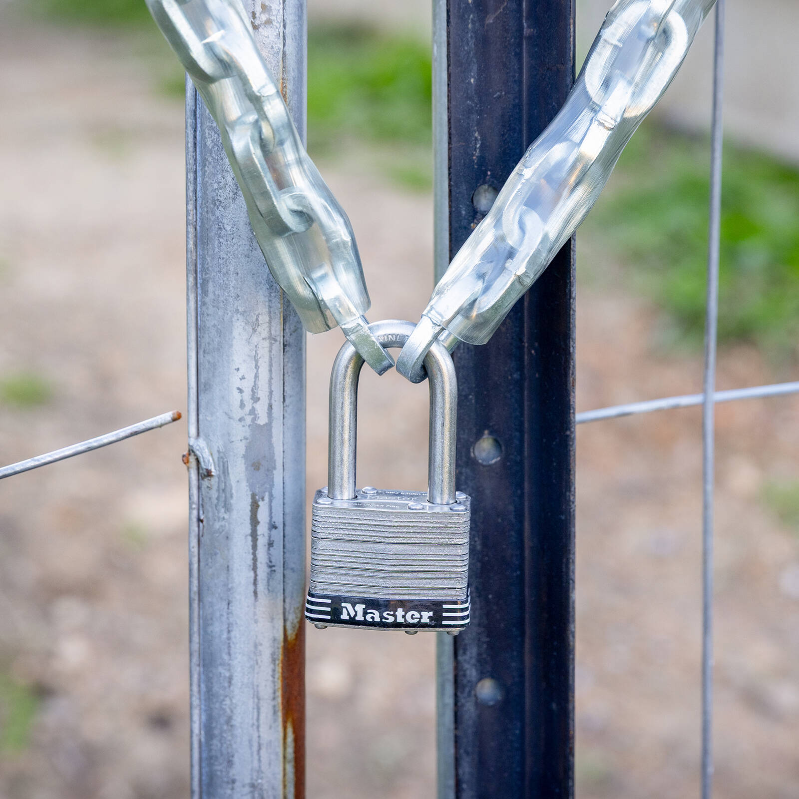 Master Lock 44mm Laminated Stainless Steel Padlock with Pin Cylinder