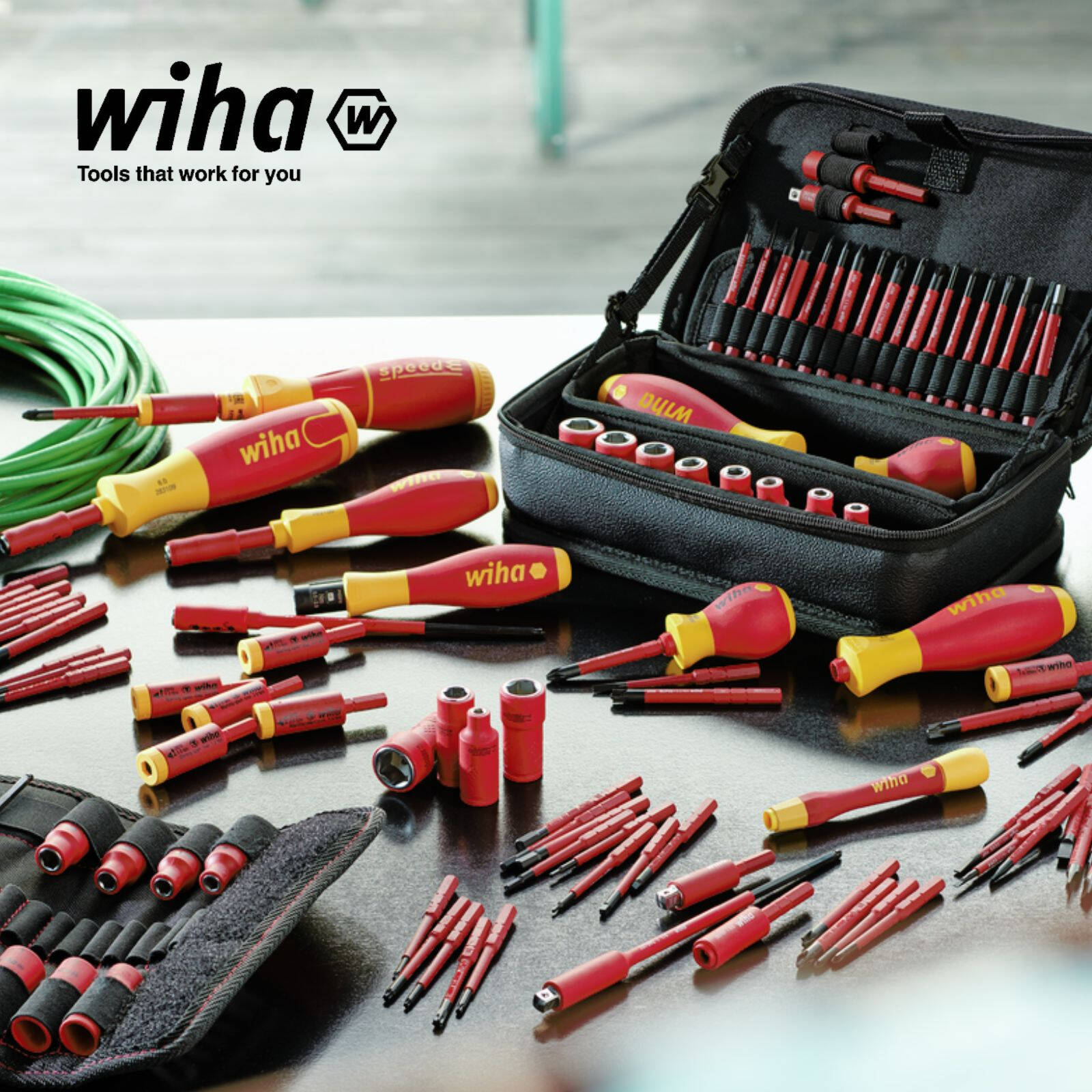 Wiha PH2 100mm VDE 1000V Insulated Phillips Screwdriver