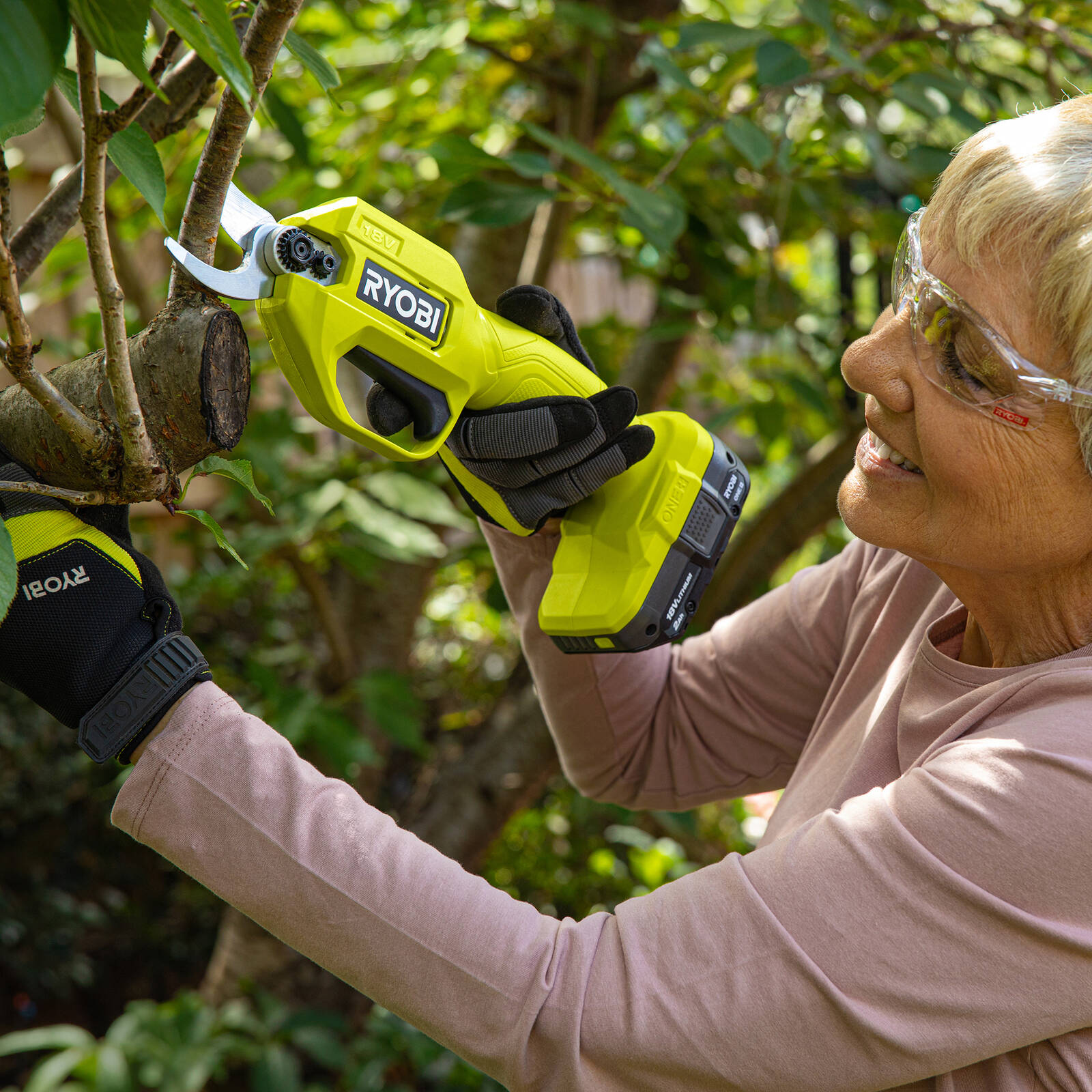 Ryobi 18V ONE+ Cordless Bypass Pruning Secateurs - Tool Only R18SEC