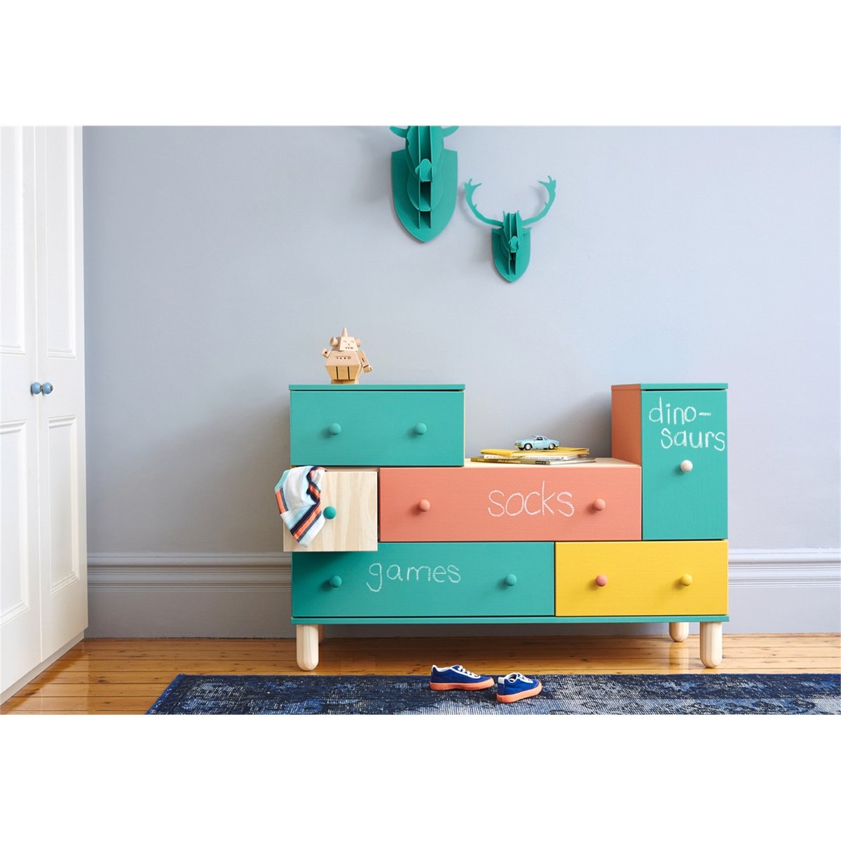 Dulux Design Coloured Chalkboard Paint 1L Ultra Deep Base, Tintable Water-Based Interior