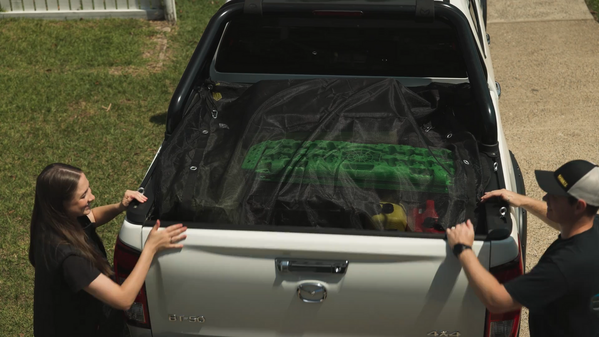 Lion Dual Cab Tub-Fit Meshtech Cargo Net 1500 x 1500mm Black