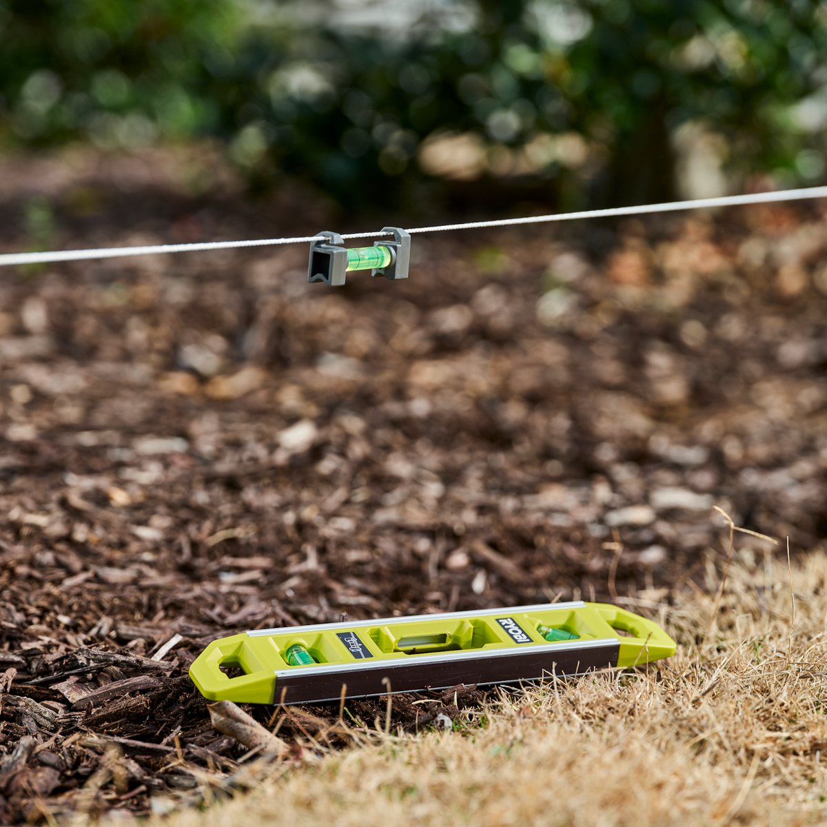 Ryobi 255mm 2 in 1 Torpedo Line Level - Magnetic Base - Durable Aluminium - Accurate Leveling - SuperSaverAU - view 4