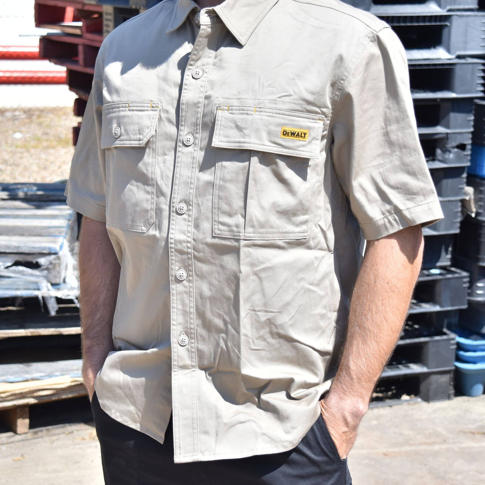 DeWALT Basalt Short Sleeve Button Up Work Shirt - Khaki, Size M, 97% Cotton