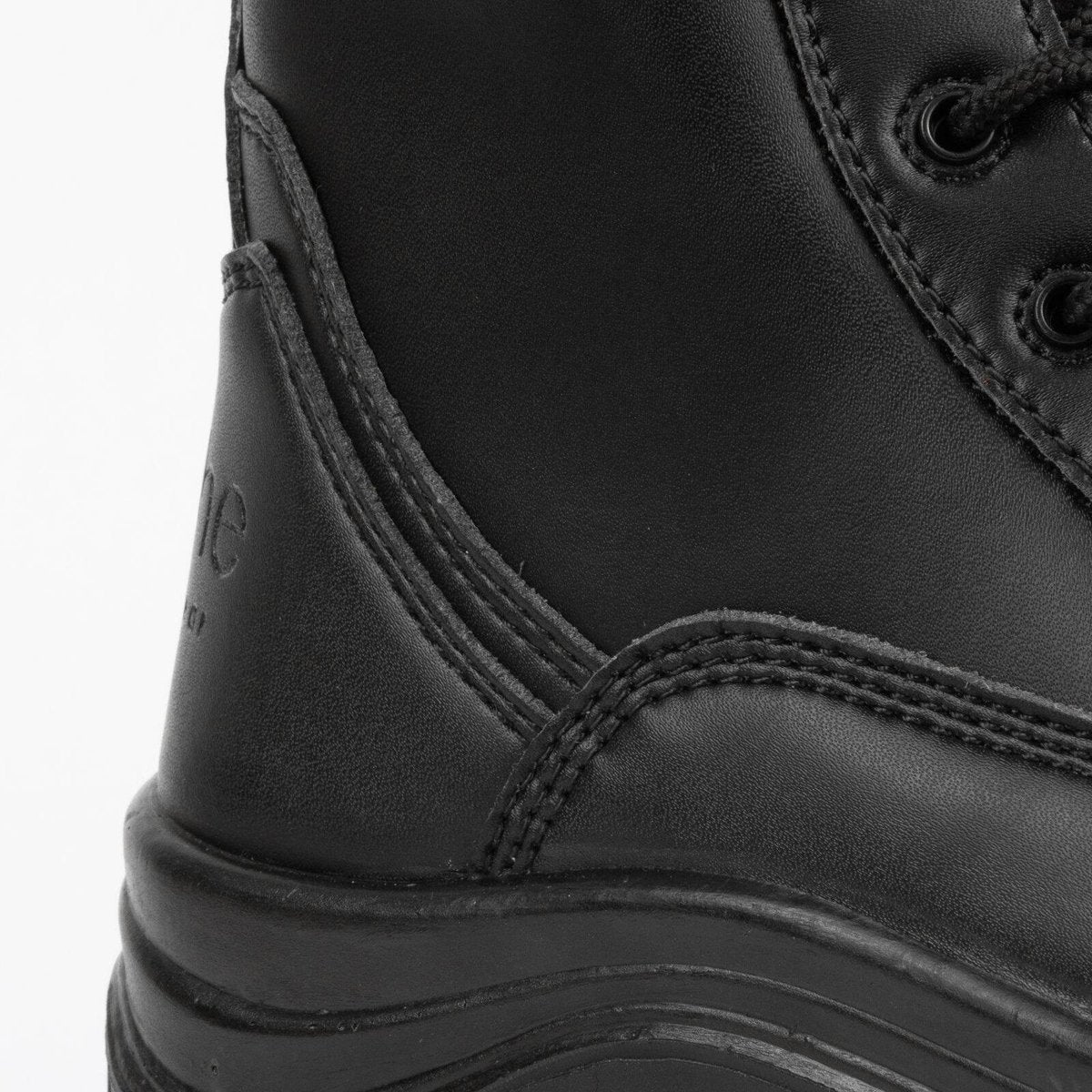 she wear Considers Womens Vegan Safety Work Boots Size 8 Black Microfibre Composite Toe Water Resistant