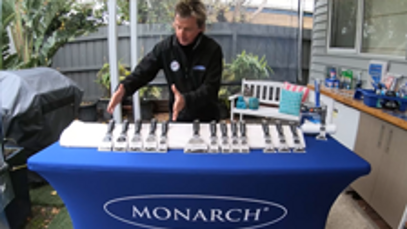 Monarch Expertech 100mm Stainless Steel Flex Scraper