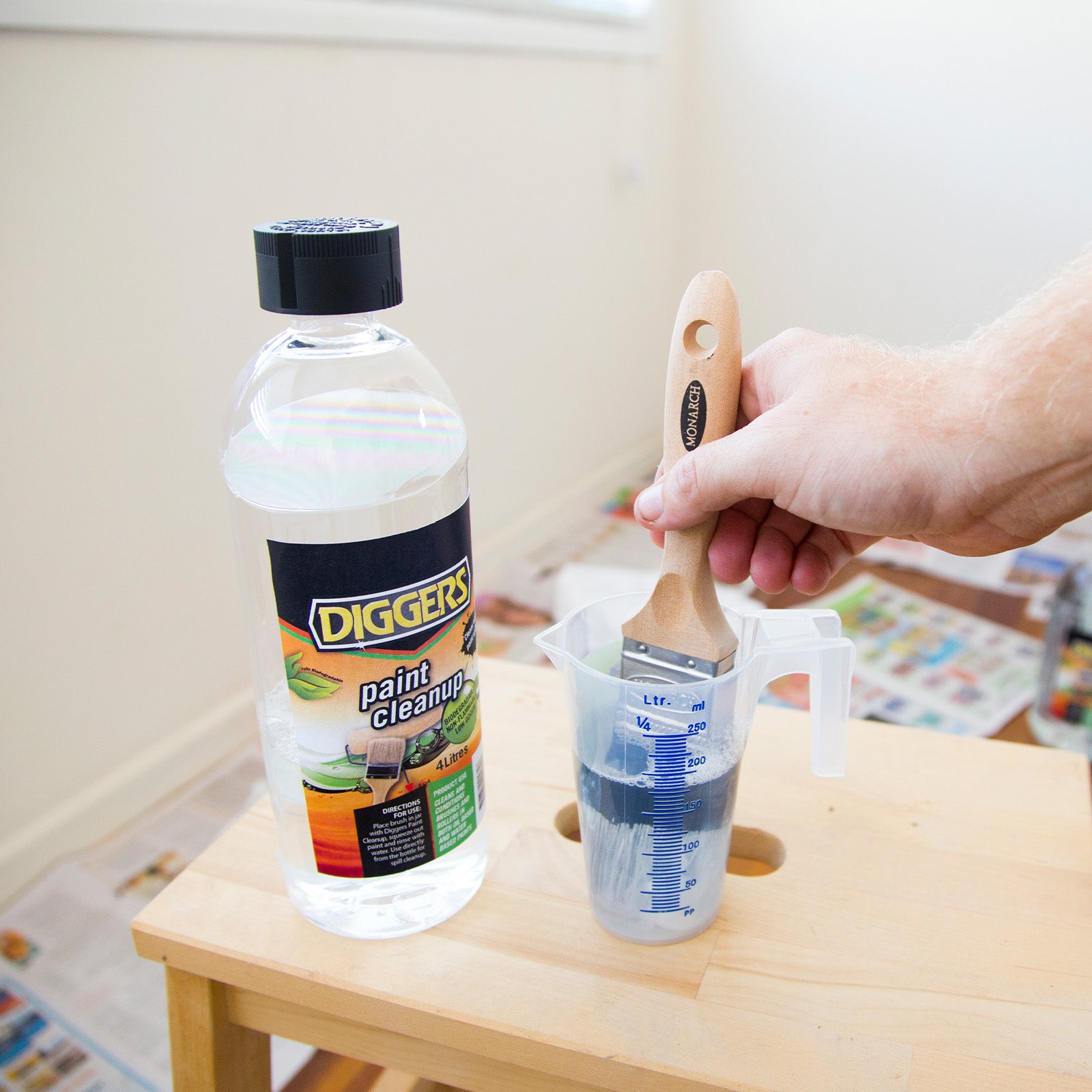 Diggers Paint Cleanup 1L Water Based Liquid Indoor Outdoor