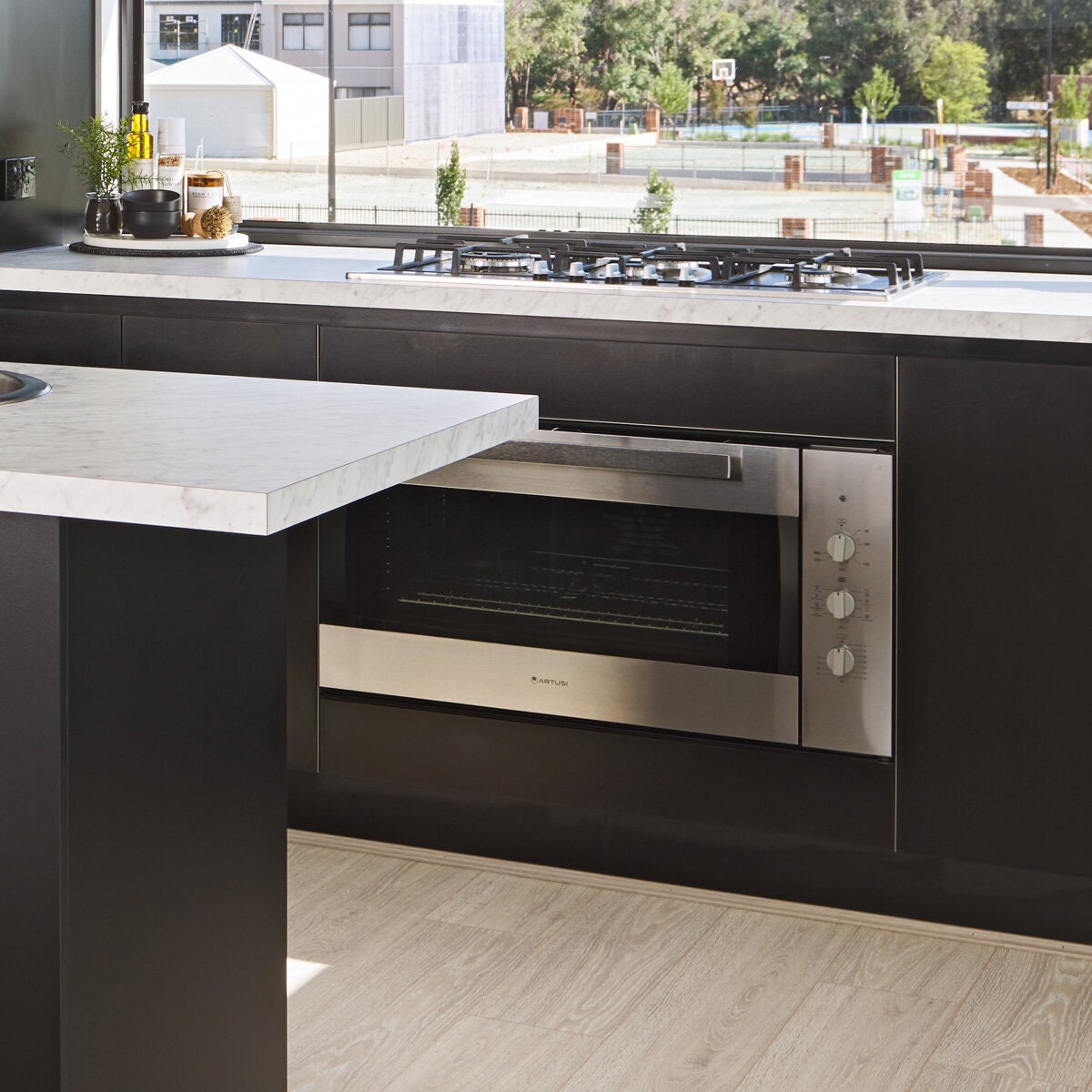 Artusi 90cm Electric Built-In Oven - 98L, Stainless Steel, 9 Functions, Telescopic Runners - CAO900X1