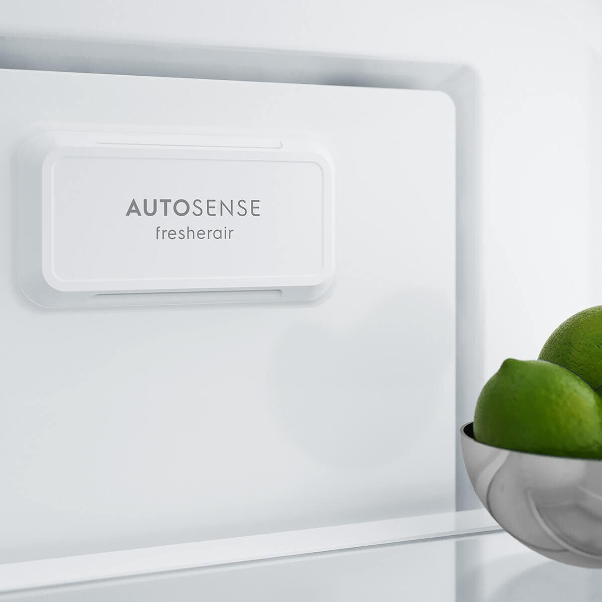 Westinghouse 425L Bottom Mount Fridge - White, AutoSense, Cooling 360, Twist Ice - WBE4302WE-X