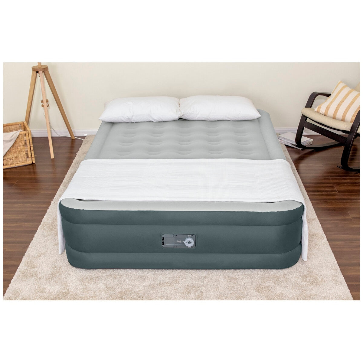 Sealy Fortech Queen Airbed With Inbuilt Pump - SuperSaverAU - view 3