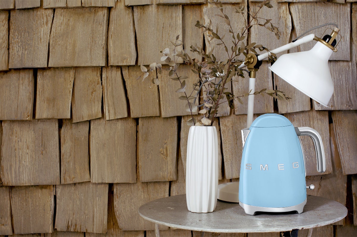 Smeg 50s Retro Style Kettle 1.7L - Pastel Blue, 2400W, Soft Opening Lid, 360 Degree Base - KLF03PBAU
