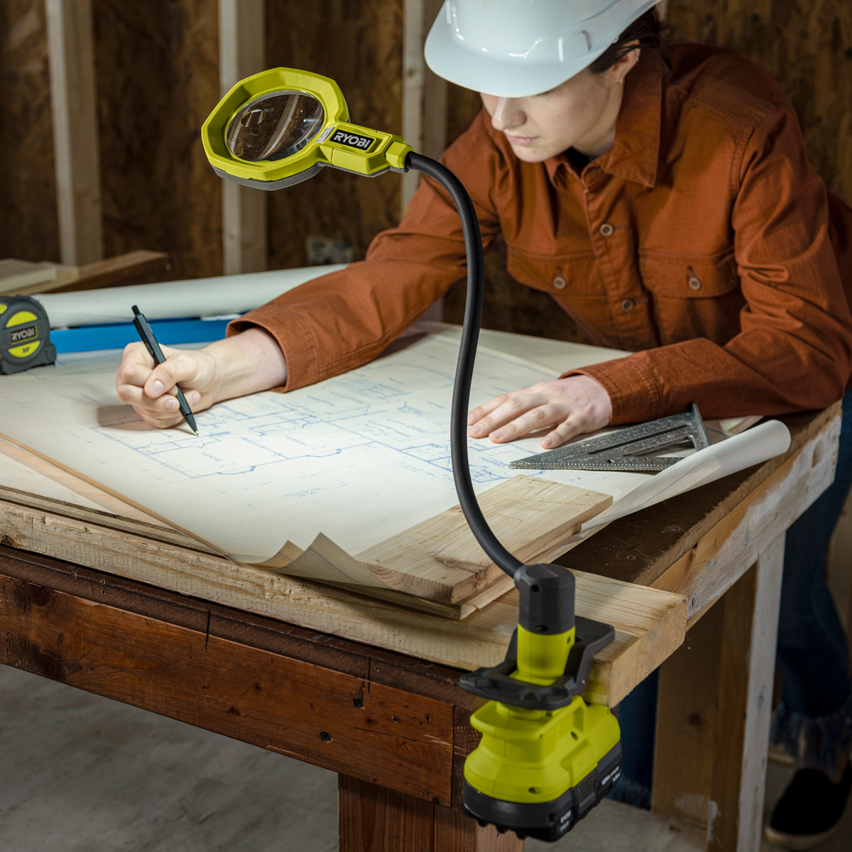 Ryobi 18V ONE+ Magnifying Clamp Light RML18 - 2.25X & 5X Magnification - Adjustable Brightness - SuperSaverAU - view 2