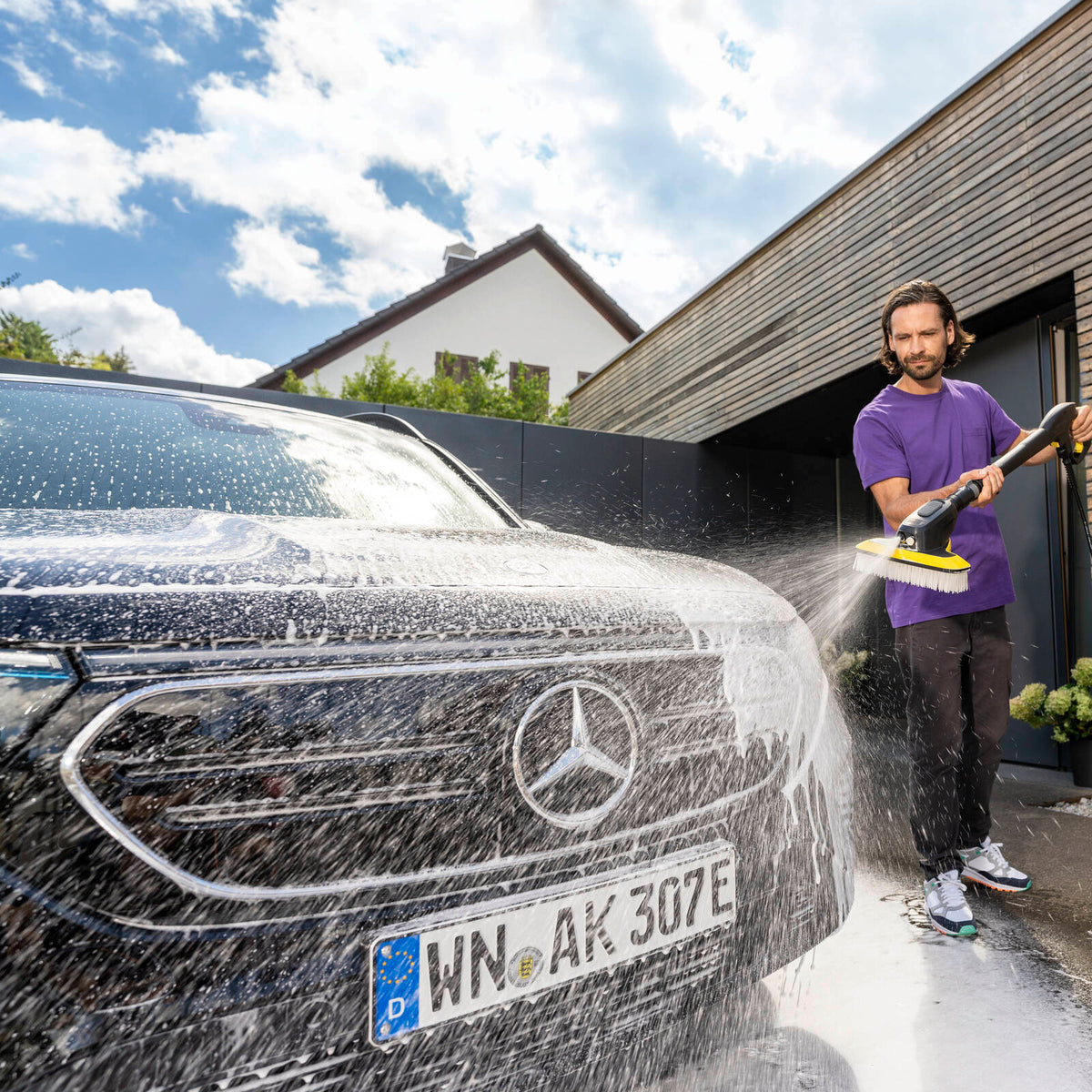 Karcher WB 7 3-in-1 Wash Brush - Foam, High-Pressure Spray & Soft Brush